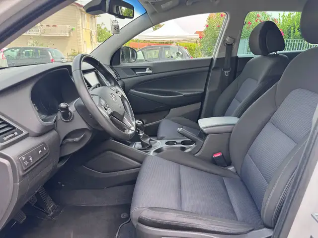 Hyundai Tucson view 10