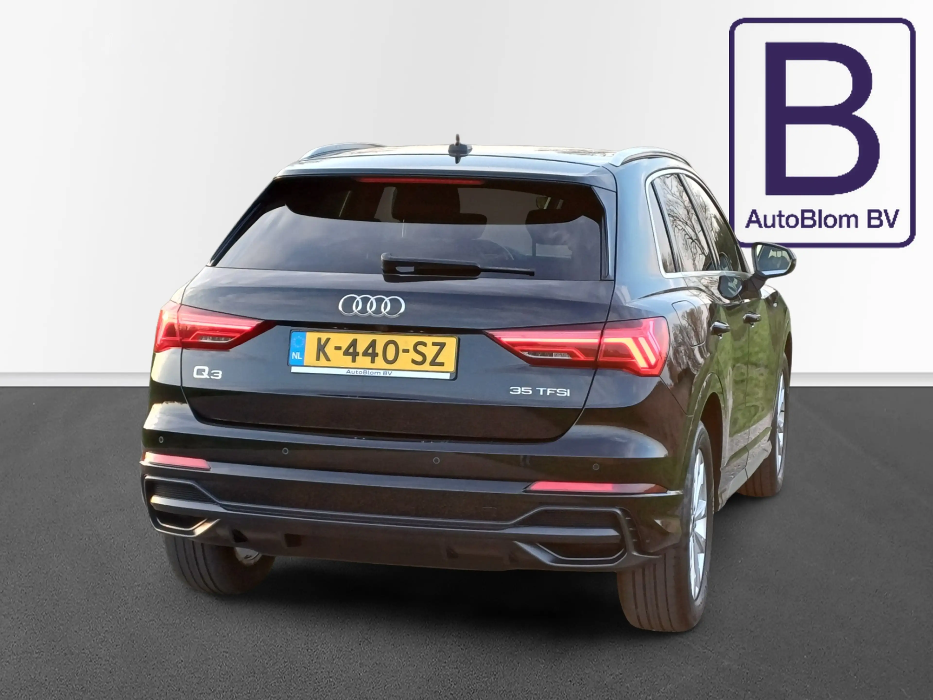 Audi Q3 35 TFSI S edition /B&O/3X S-line/Camera/18"/Trekh. — photo 6