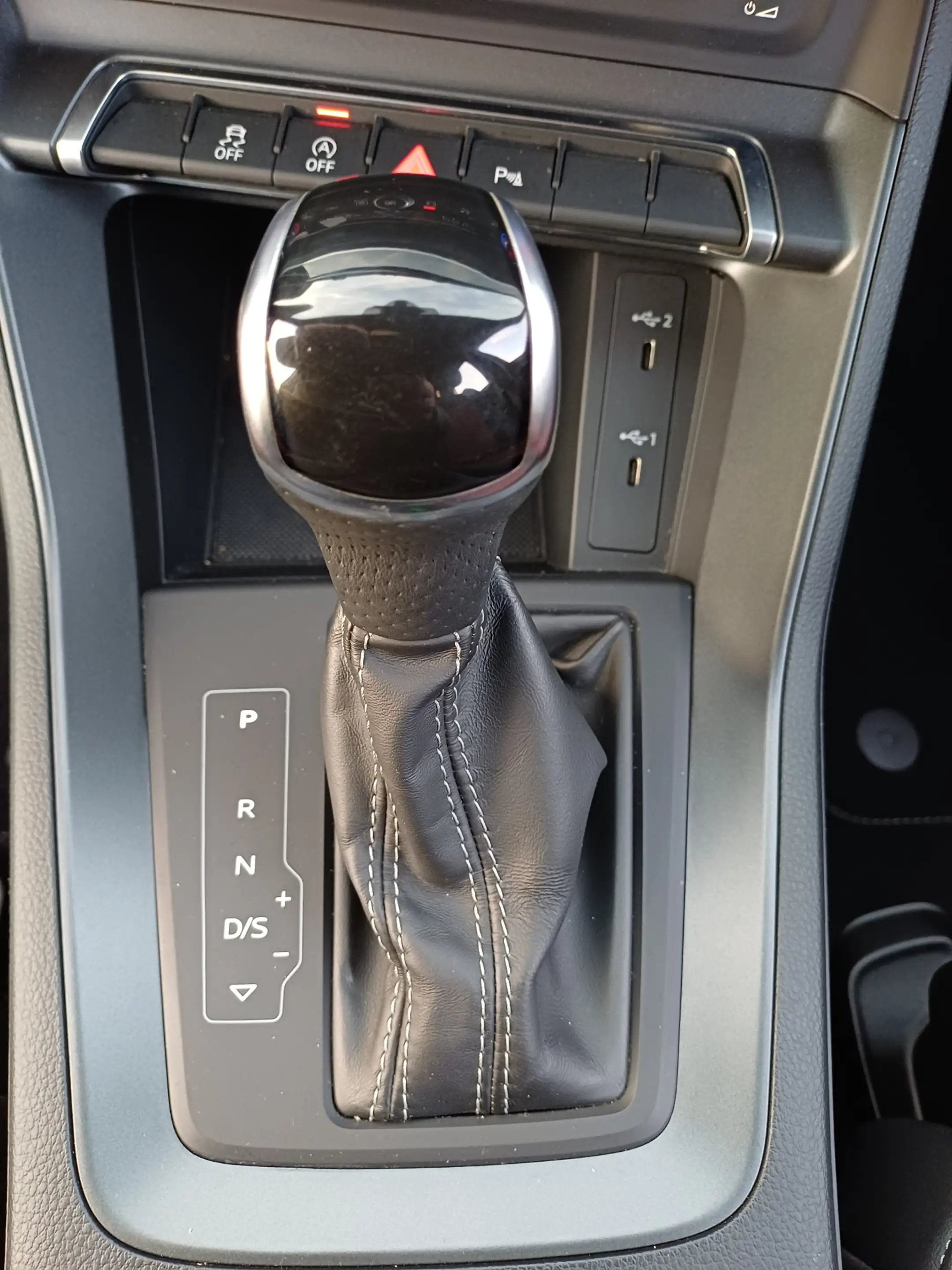 Audi Q3 35 TFSI S edition /B&O/3X S-line/Camera/18"/Trekh. — photo 42