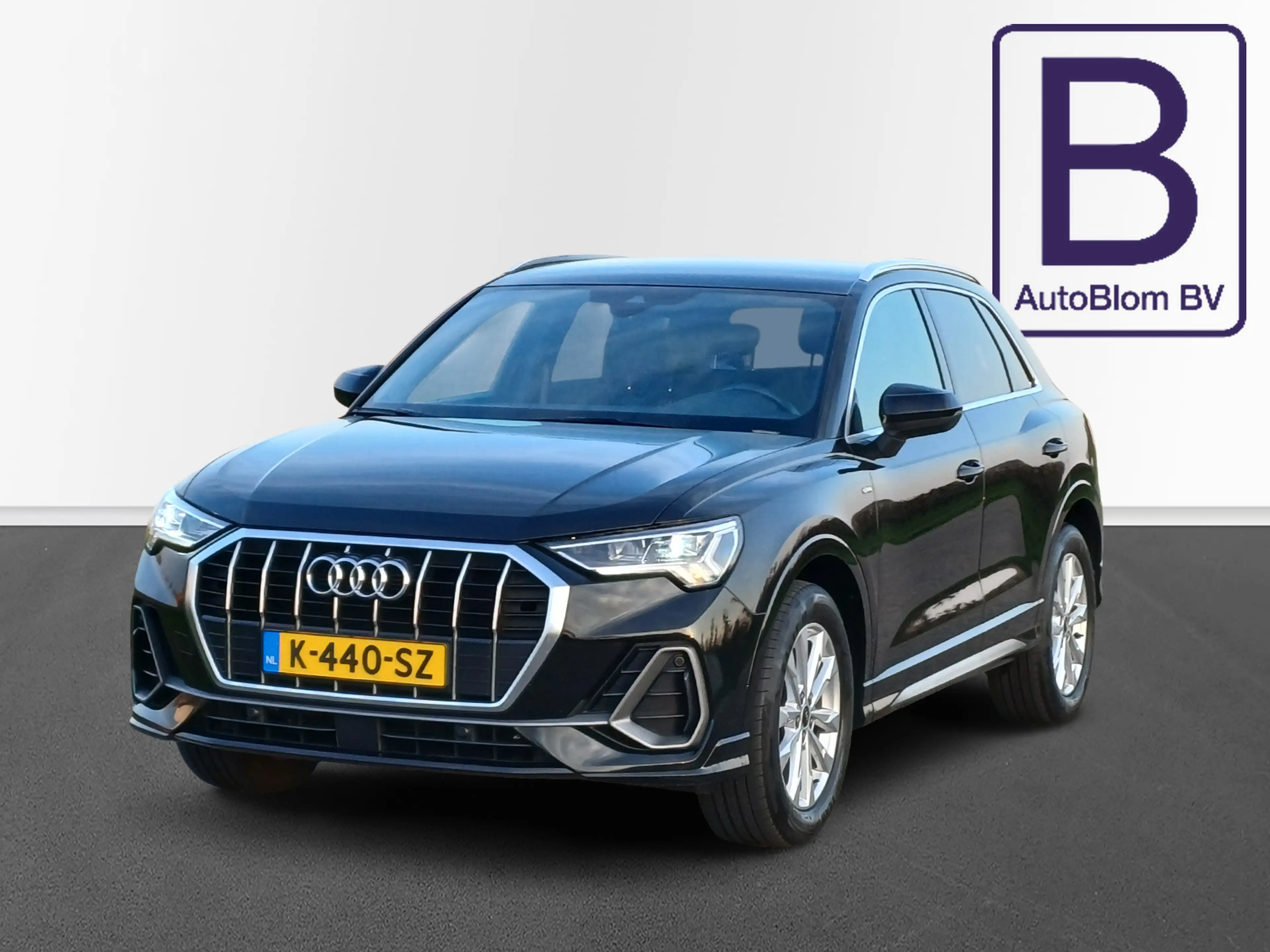Audi Q3 35 TFSI S edition /B&O/3X S-line/Camera/18"/Trekh. — photo 3