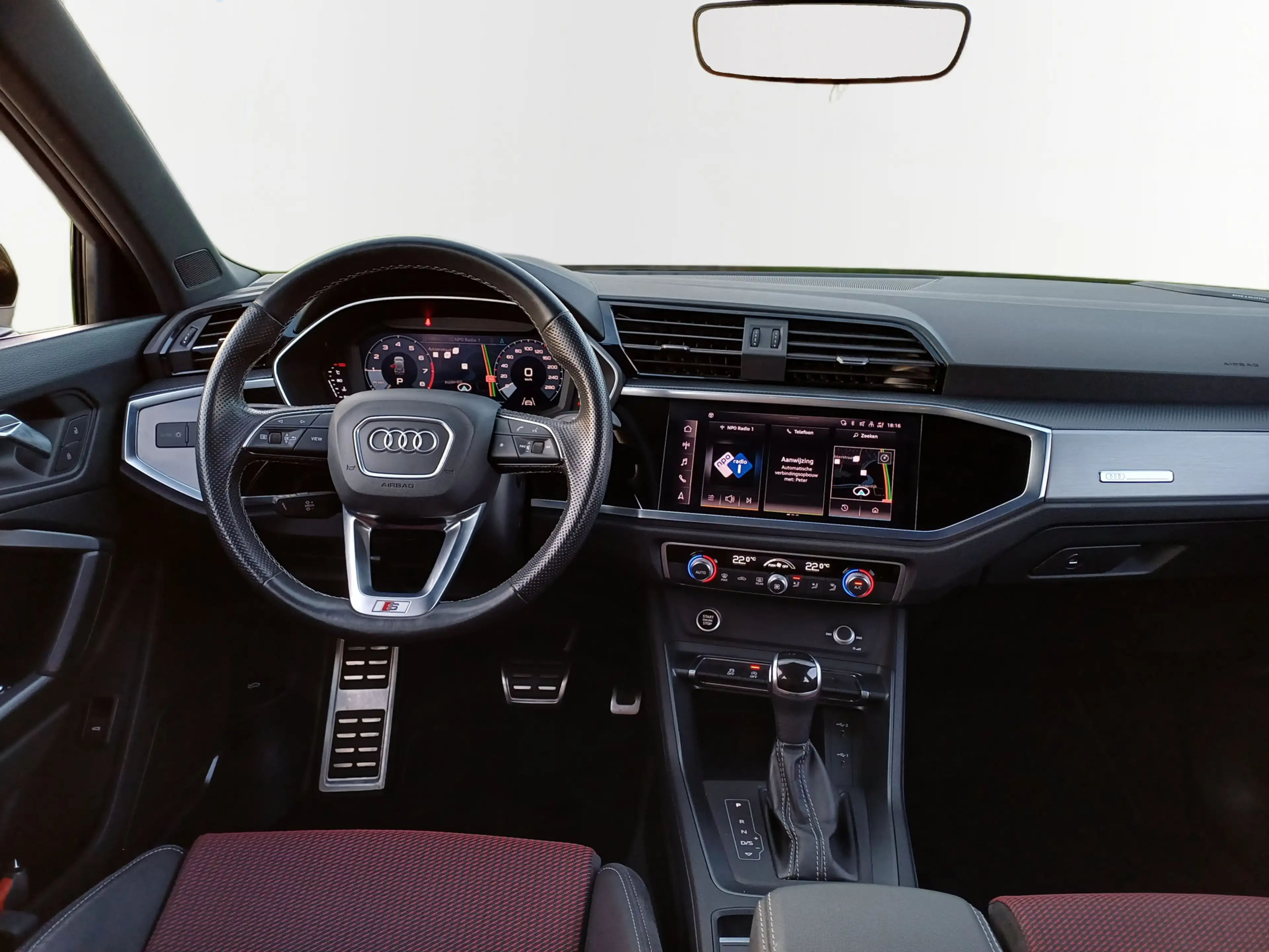 Audi Q3 35 TFSI S edition /B&O/3X S-line/Camera/18"/Trekh. — photo 32