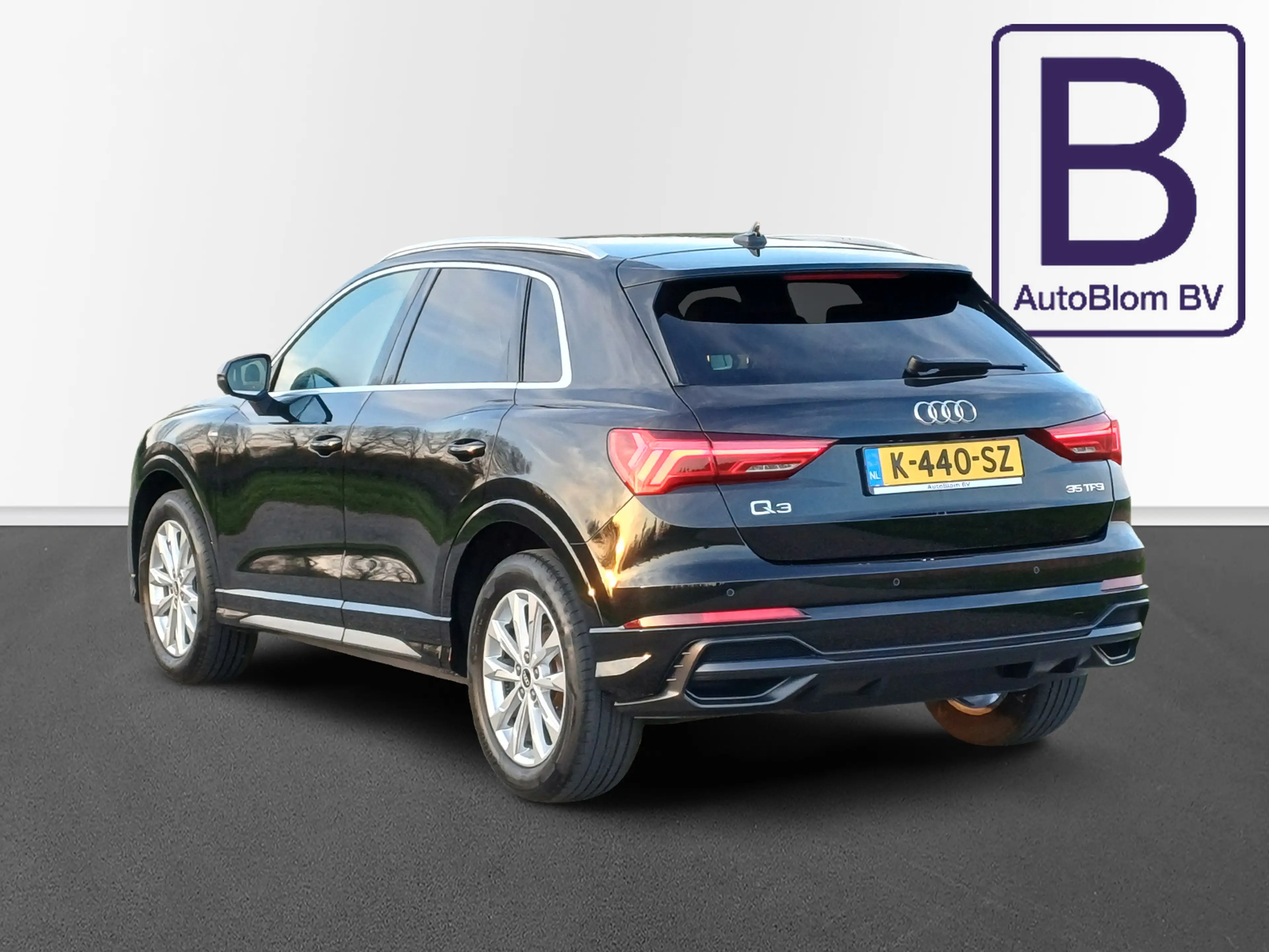 Audi Q3 35 TFSI S edition /B&O/3X S-line/Camera/18"/Trekh. — photo 8