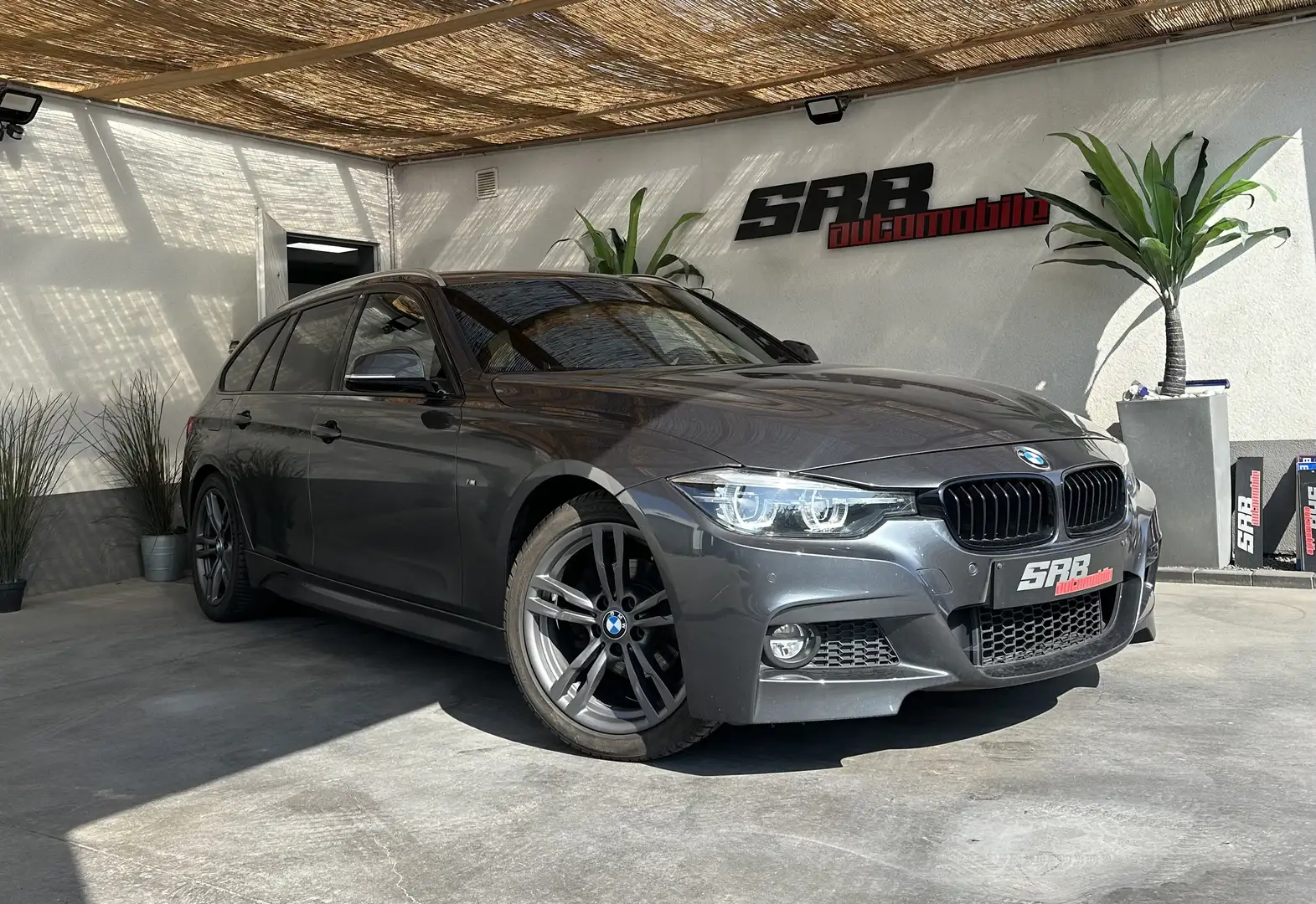 BMW 320 BMW 320iA Pack M - 1