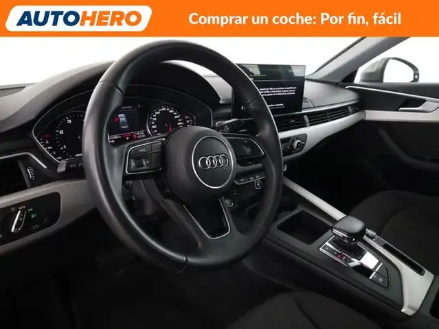 Audi A4 view 12