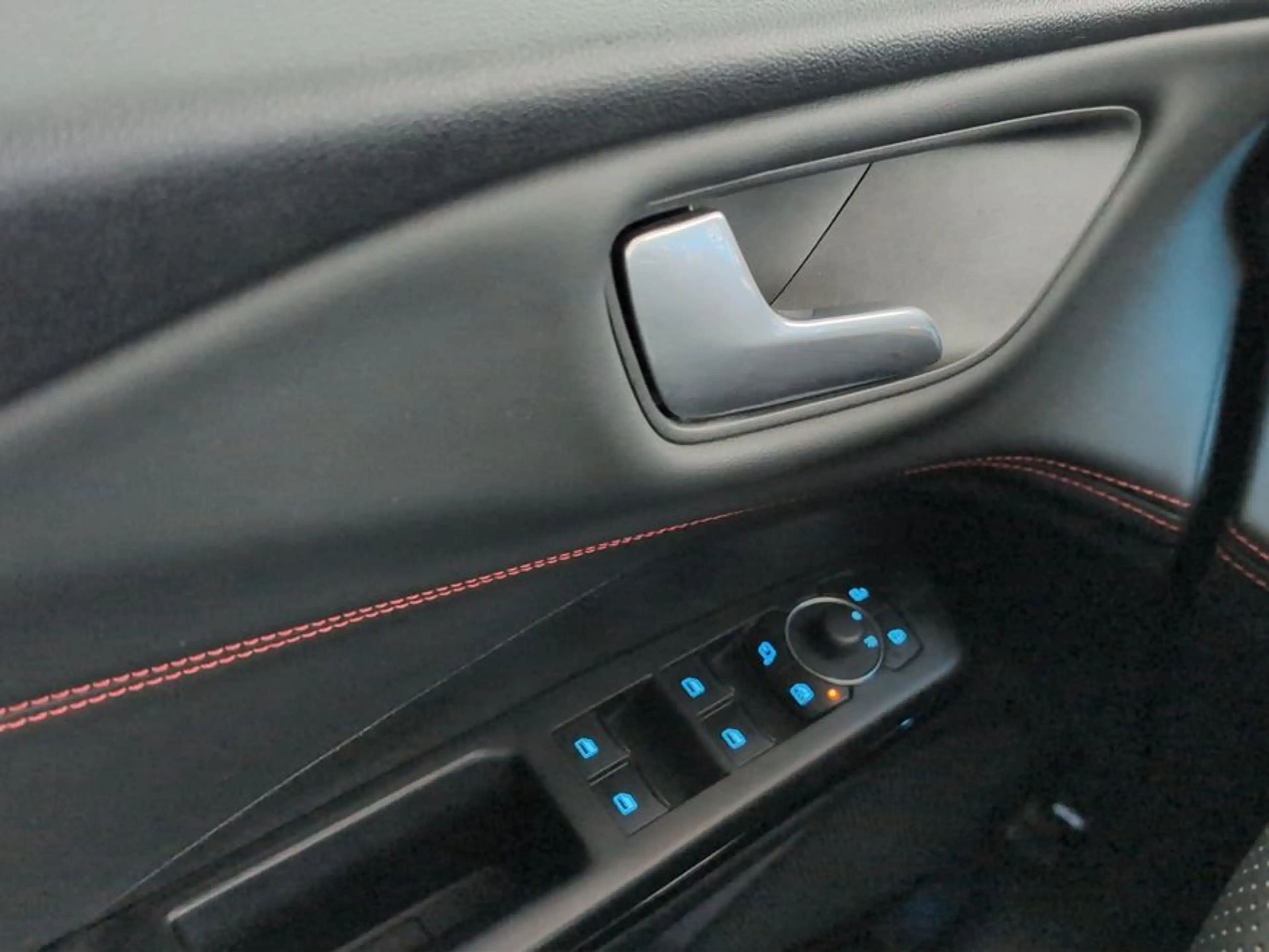 Ford Puma 1.0 EcoBoost Hybrid Aut. ST-LINE X — photo 17