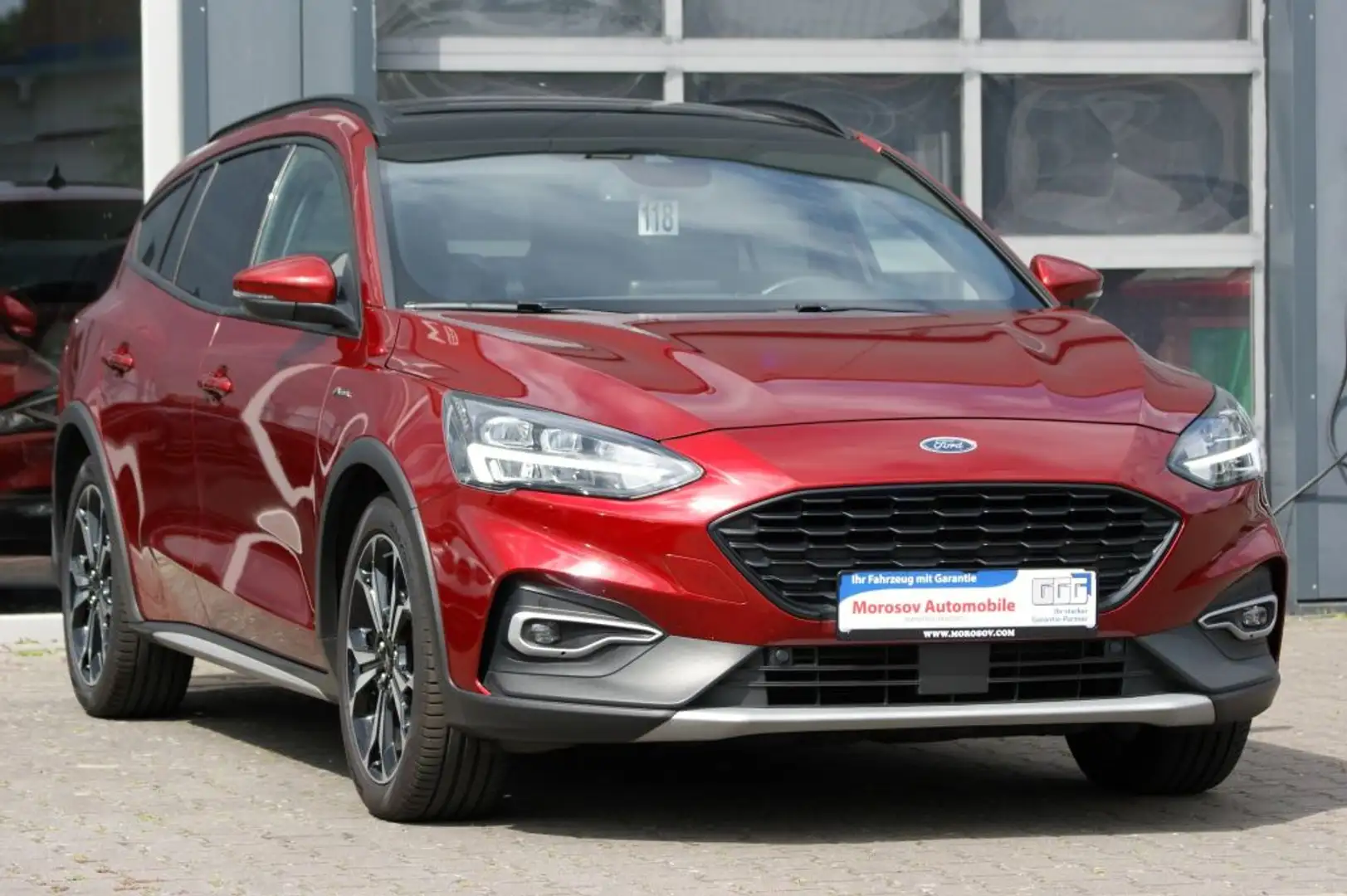 Ford Focus Turnier 2.0 EcoBlue Start-Stopp-System Aut. ACTIVE Rot - 2