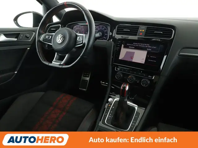 Volkswagen Golf view 13