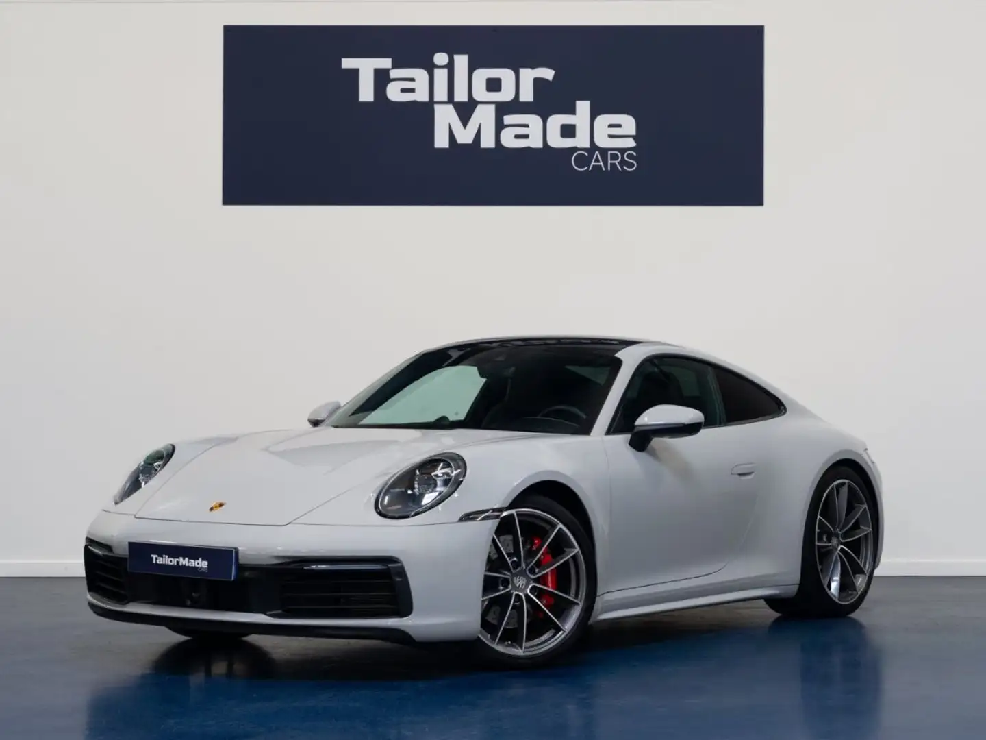 Porsche 911 Carrera 4S - 1