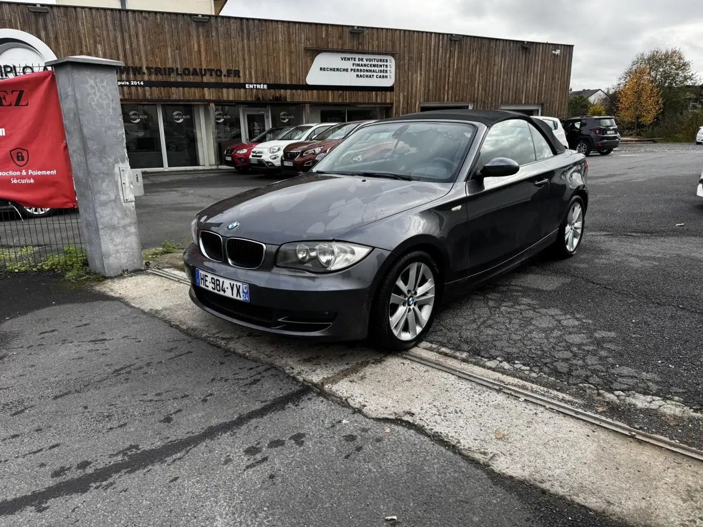 BMW 118 118i Cabriolet E88 Confort + Clim Gris - 1