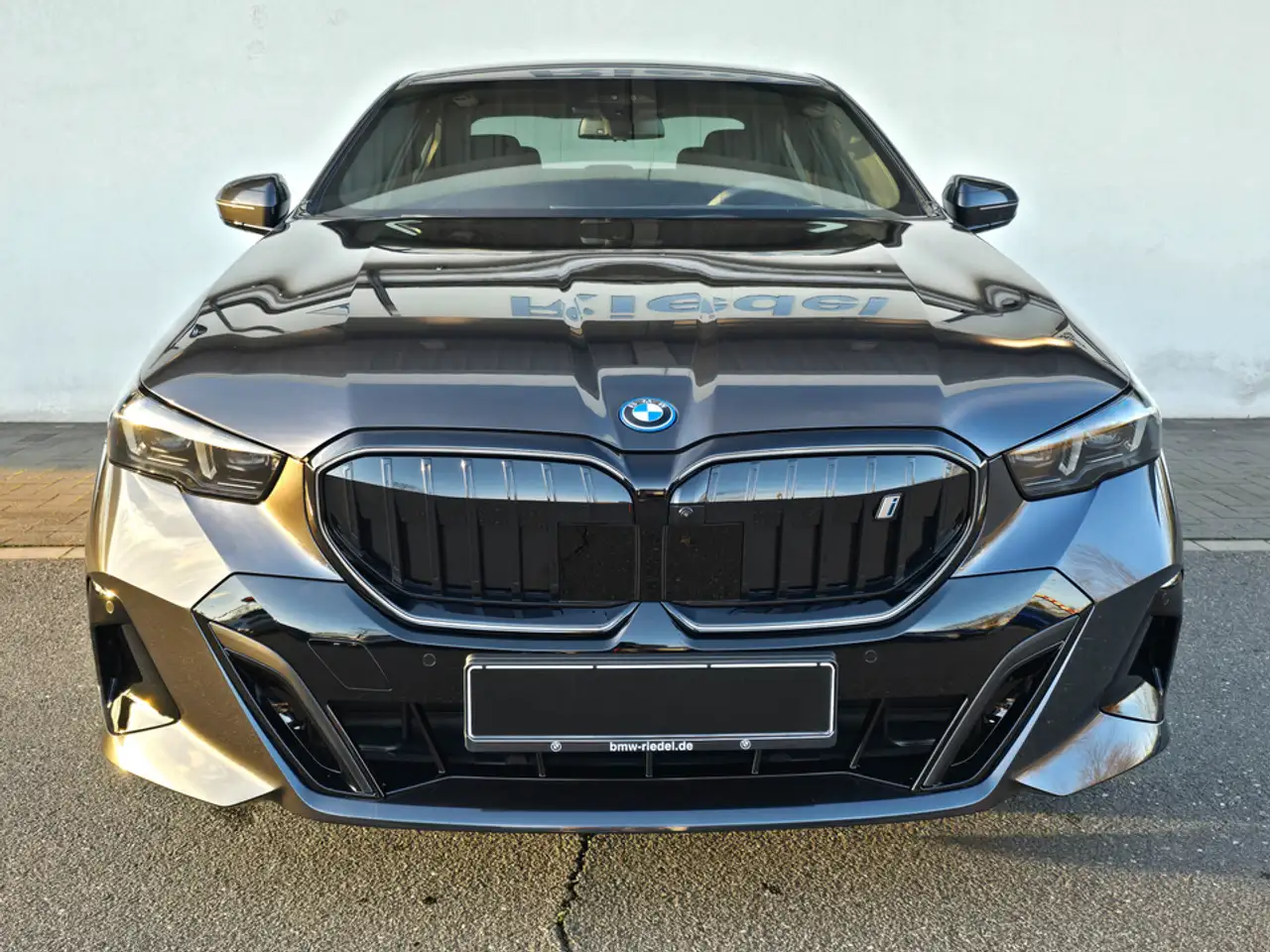 BMW i5 eDrive40 Navi Tempom.aktiv Bluetooth PDC MP3 Schn. 6