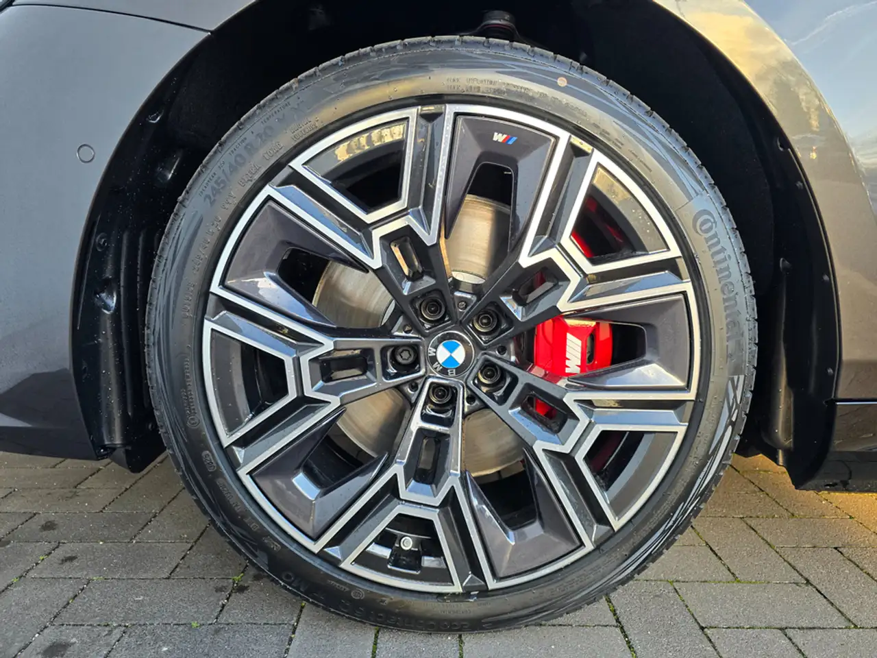 BMW i5 eDrive40 Navi Tempom.aktiv Bluetooth PDC MP3 Schn. 8