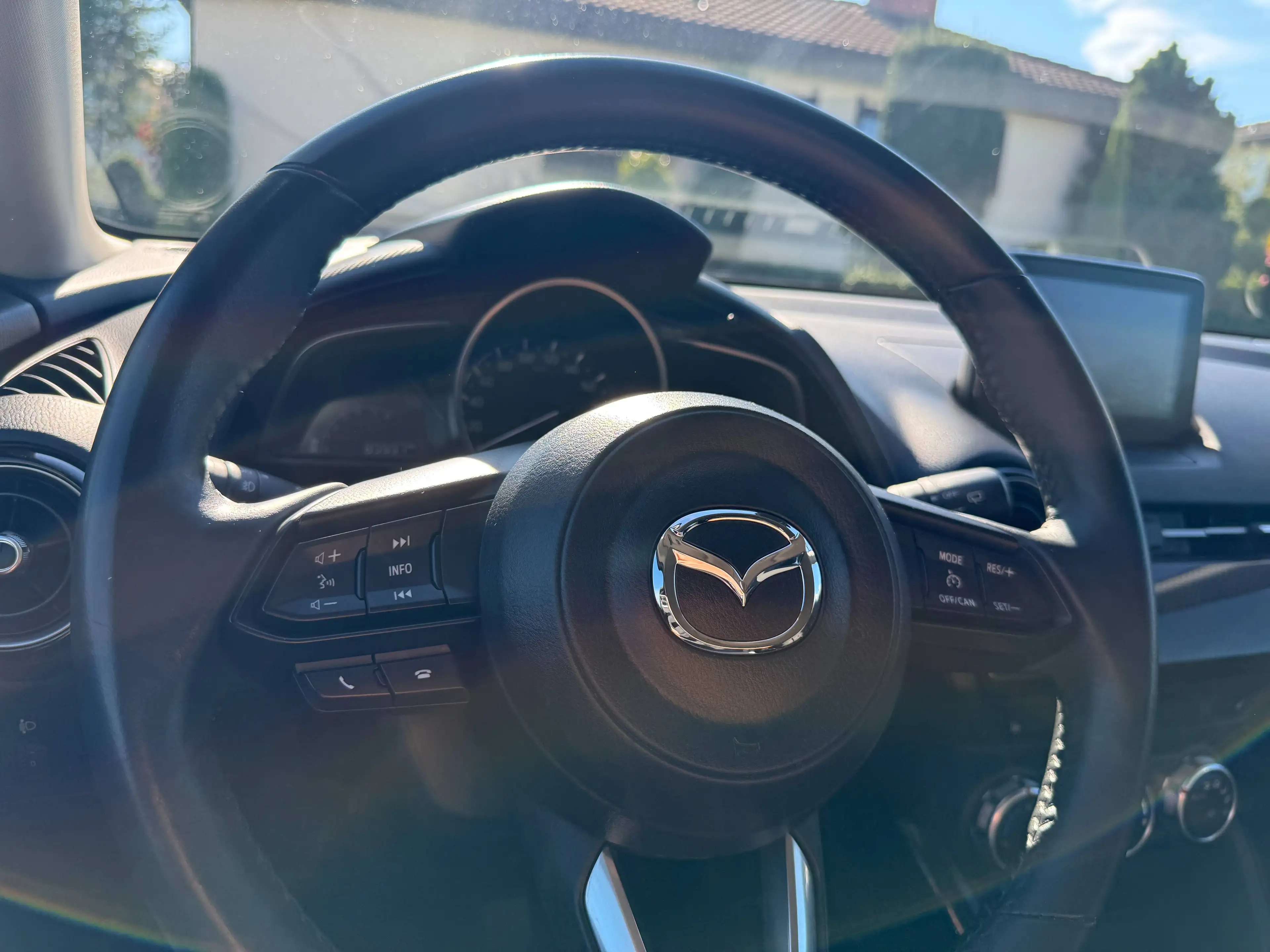 Mazda 2 G75 Takumi Kamera Sitzheizung — photo 13