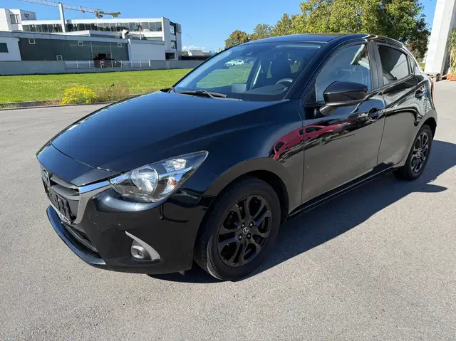 Mazda 2 G75 Takumi Kamera Sitzheizung