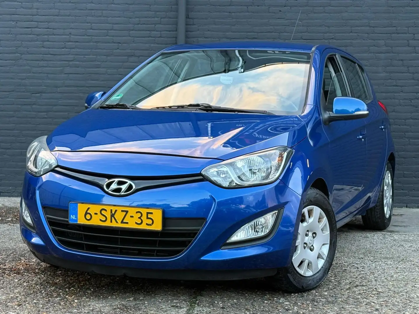 Hyundai i20 1.2i First Edition AIRCO | ELEK RAMEN | NWE APK Azul - 1