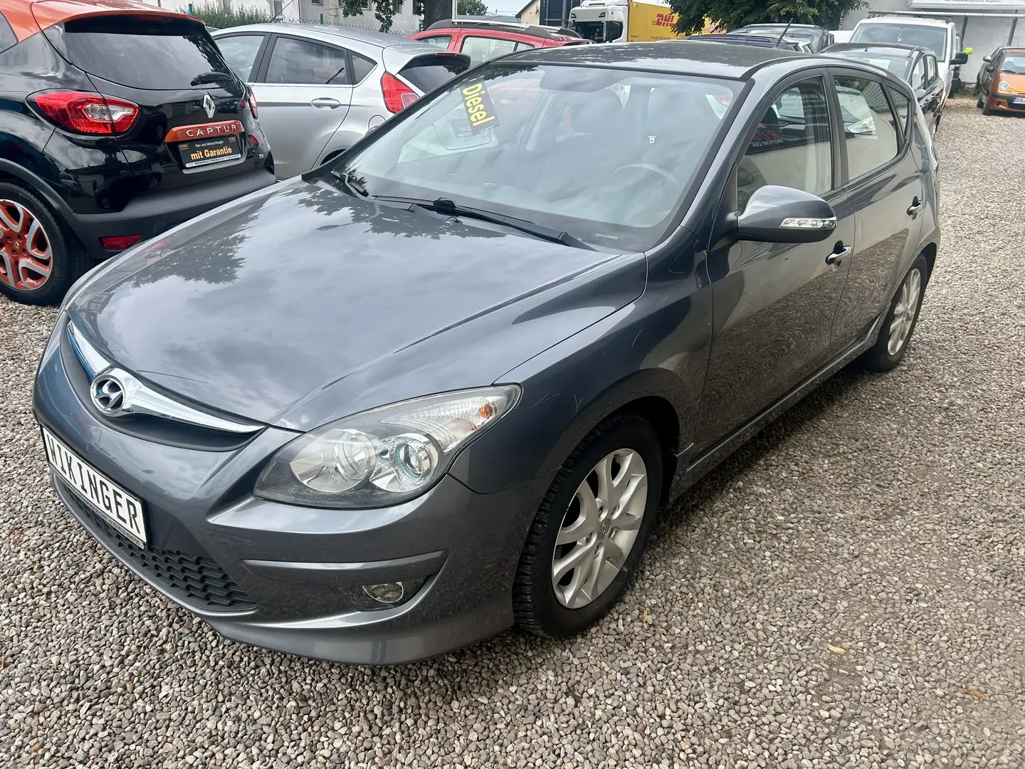 Hyundai i30 1.6 CRDi Classic * Klima * PDC * EUR5 * HU 01.2027 Grau - 1