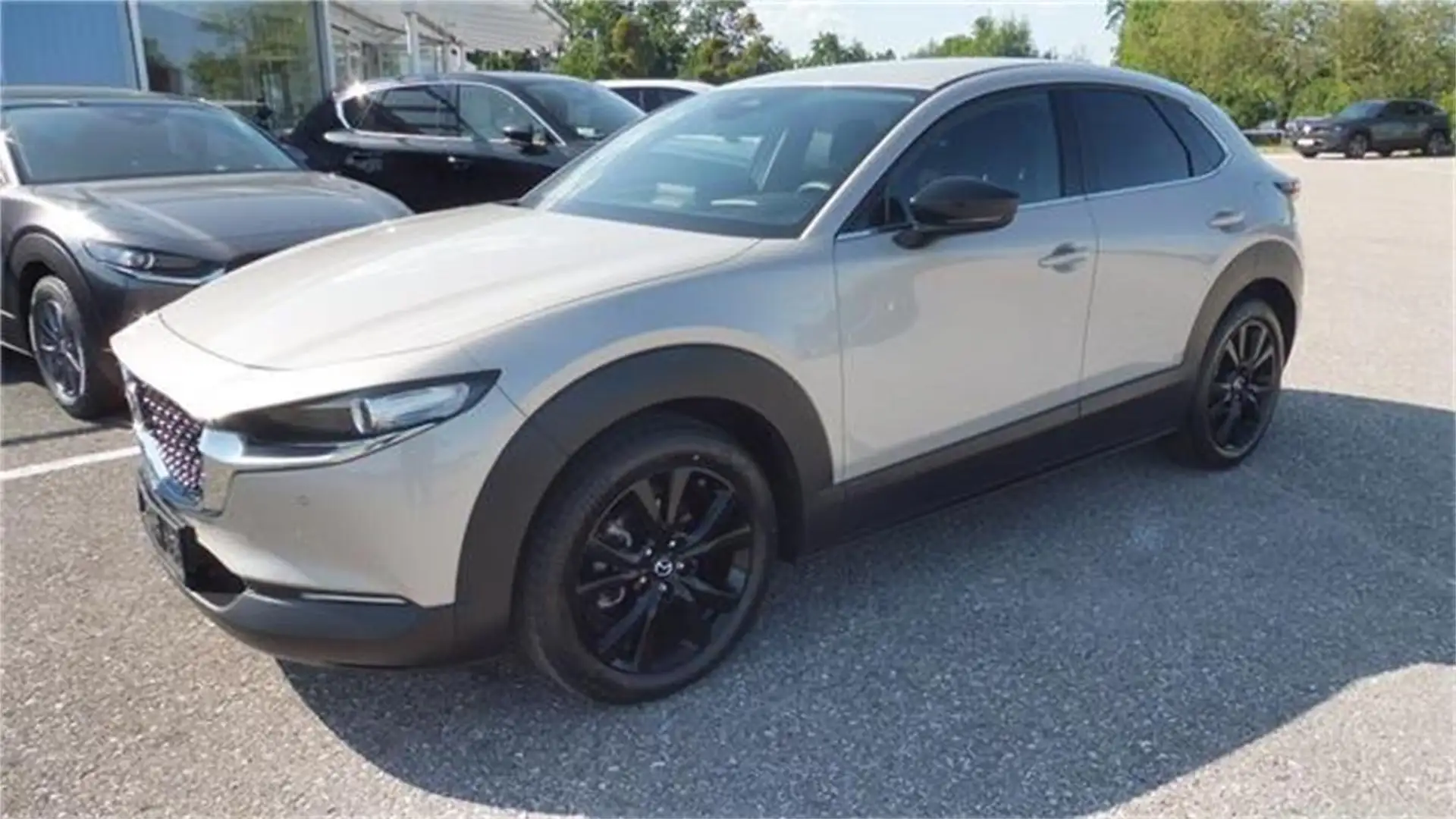 Mazda 2 05 CX-30 .5L e-SKYACTIV G 140ps 6AT WD H - 1