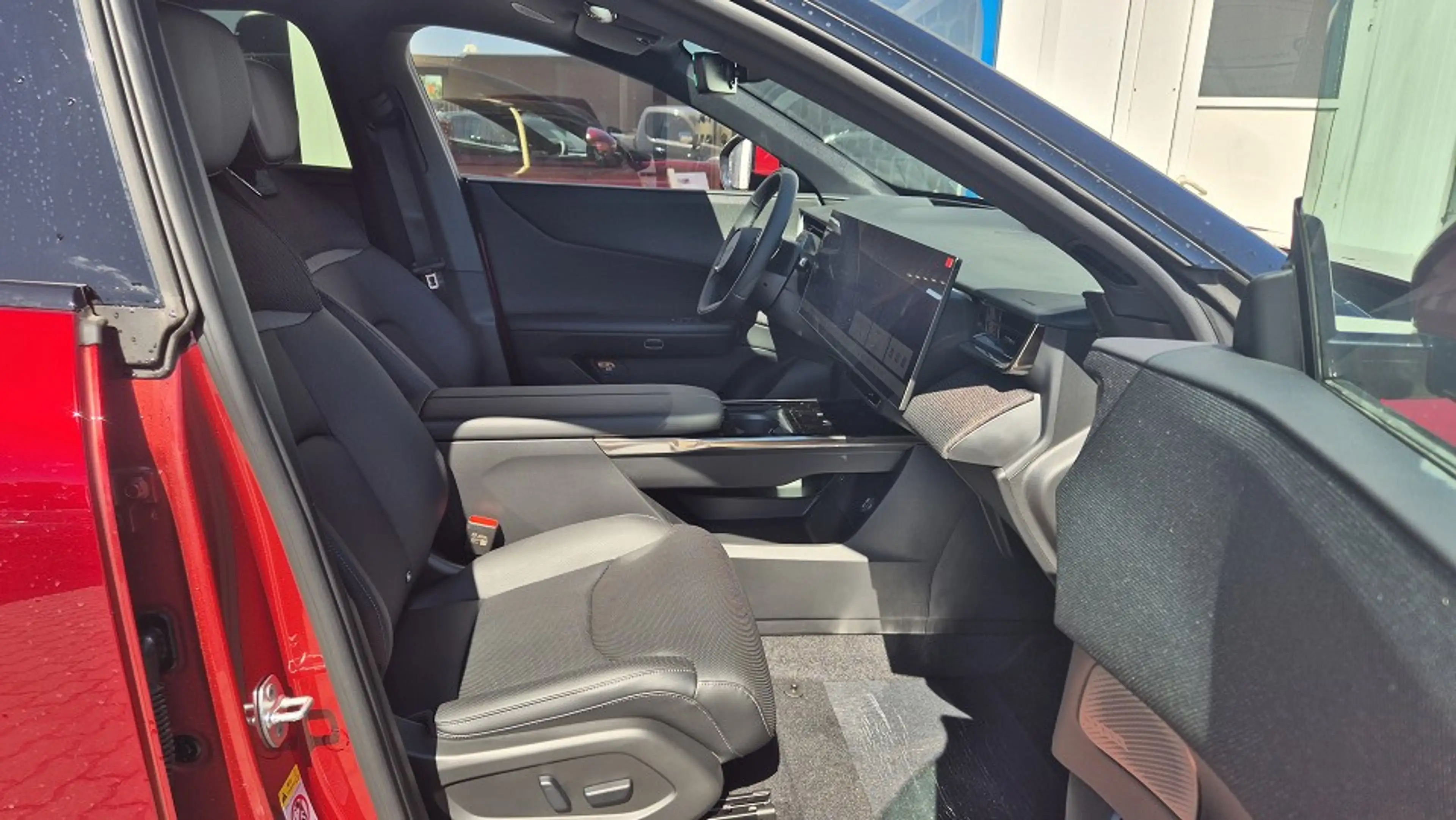 Mazda CX-6e EV 258ps 1AT RWD Takumi BKTR PABS — photo 4