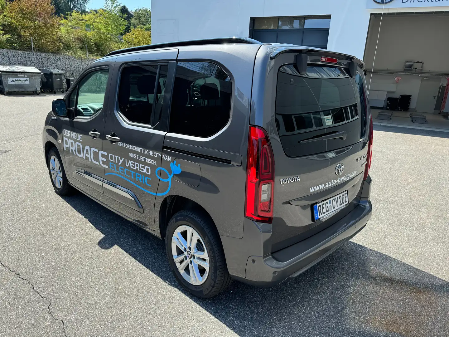 Toyota Proace Verso L1 Electric Team Deutschland Gris - 2