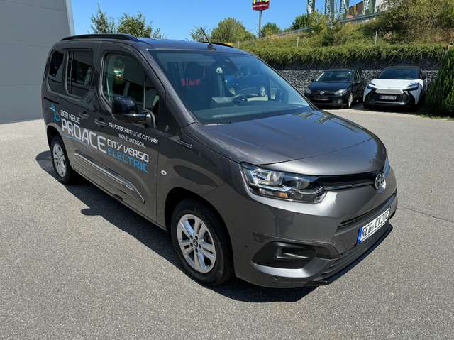 Imagine Toyota Proace Verso L1 Electric Team Deutschland