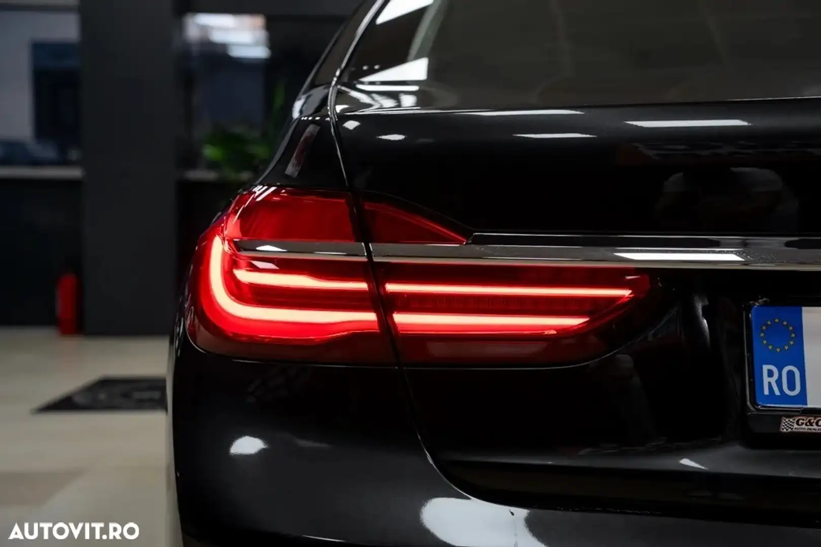 BMW 740 740i - 2
