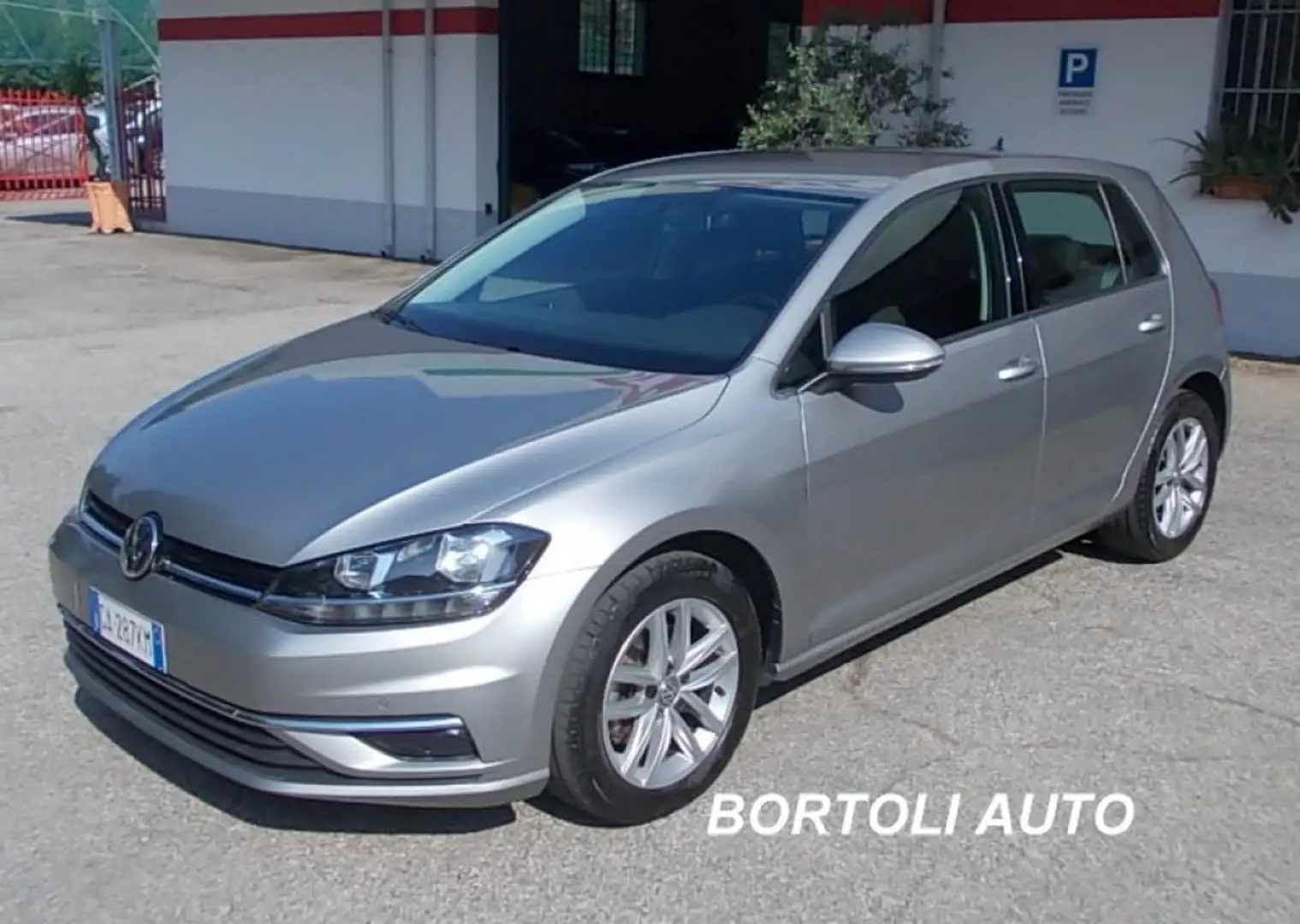 Volkswagen Golf 1.6 TDI 40.000 KM BUSINESS BMT NEOPATENTATI Grigio - 1