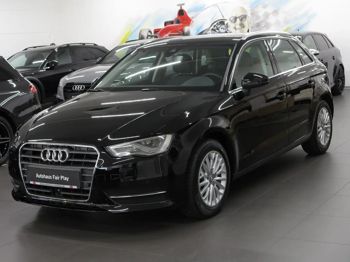 Audi A3 Sportback Ambiente LED/ACC/AHK/1HD/UNFALLFREI Schwarz - 1