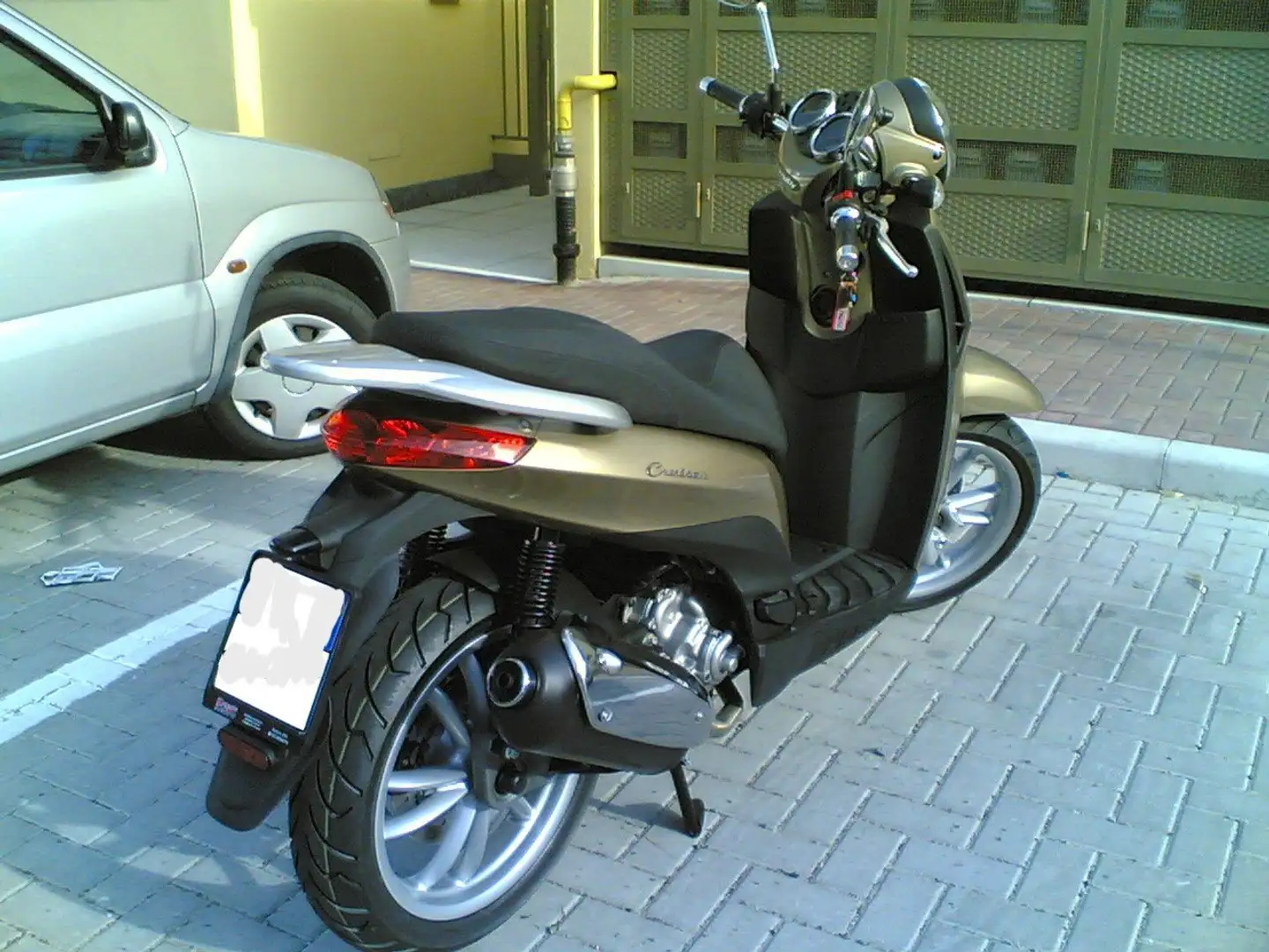 Piaggio Carnaby 300 Cruiser Bronz - 2