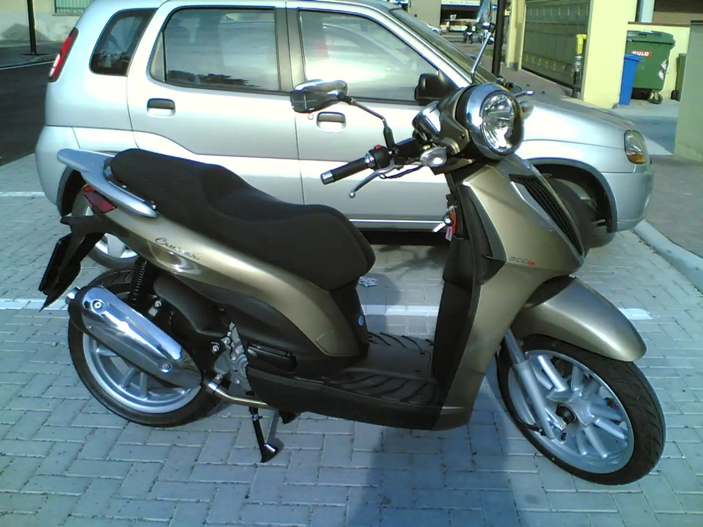 Piaggio Carnaby 300 Cruiser Bronz - 1