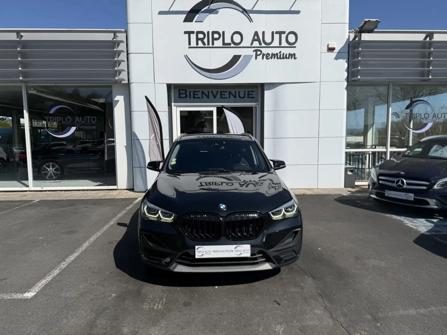 BMW X1 X1 sDrive 16d - BV DKG  xLine SUIVI BMW + CARPLAY + GPS + CAMERA AR Schwarz - 2