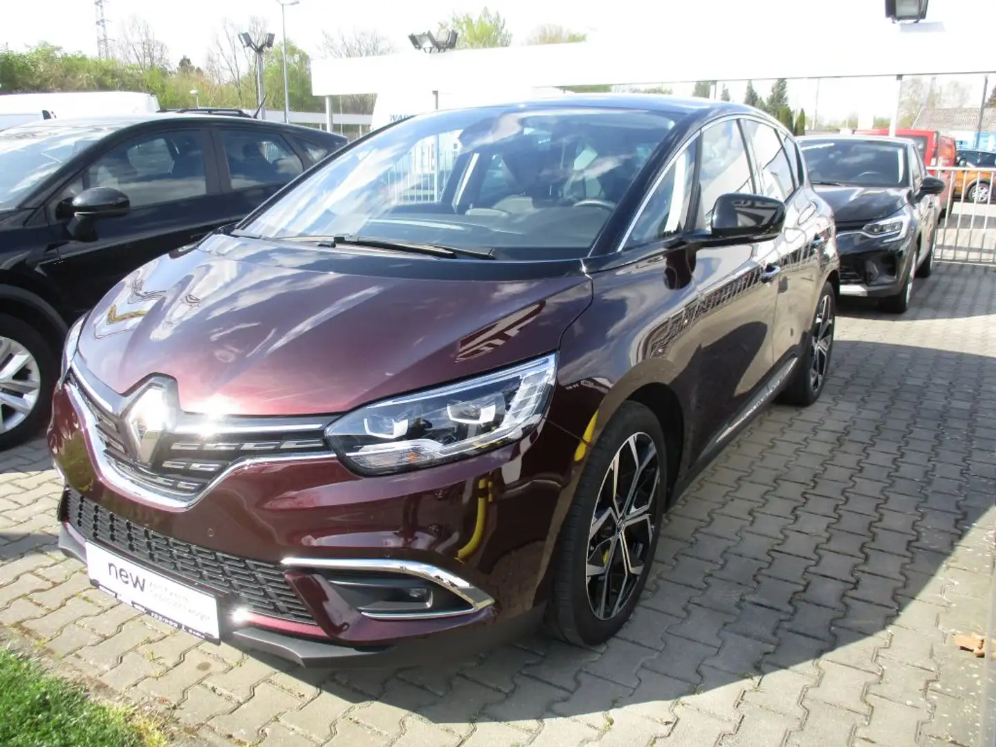 Renault Scenic TCe 140 GPF EDC INTENS Rot - 2