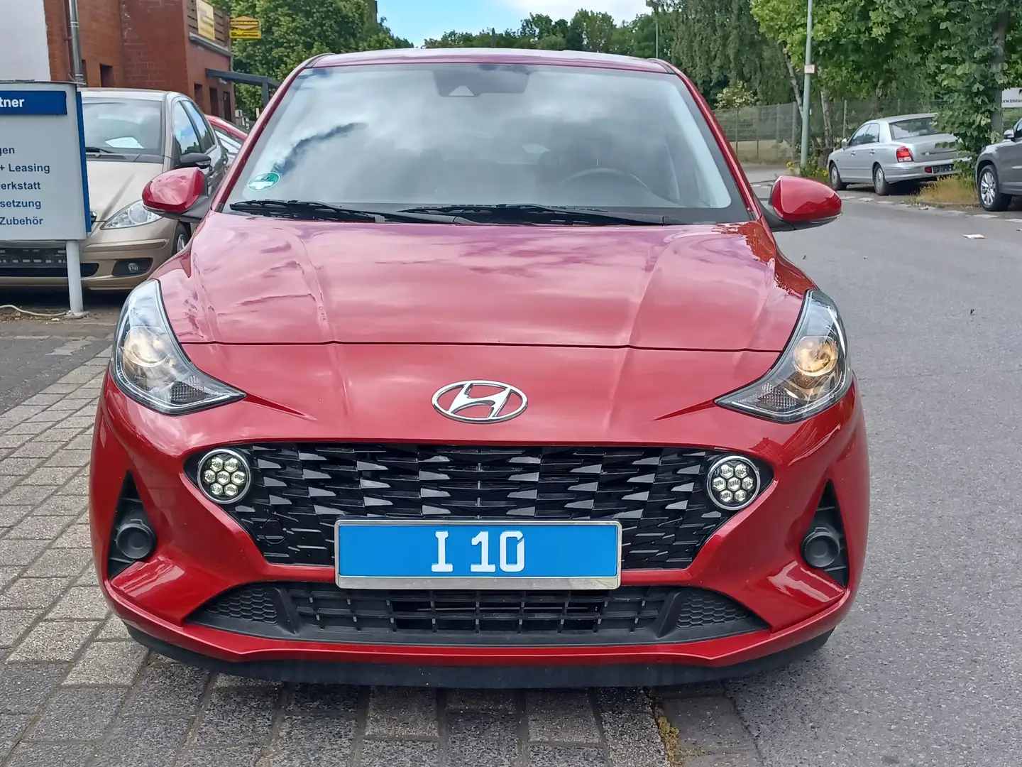 Hyundai i10 Edition 30 Rosso - 2