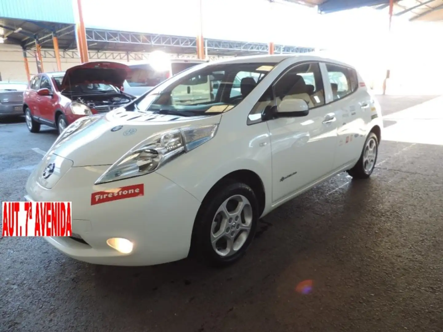 Nissan Leaf FLEX Tekna 30 KWh White - 1
