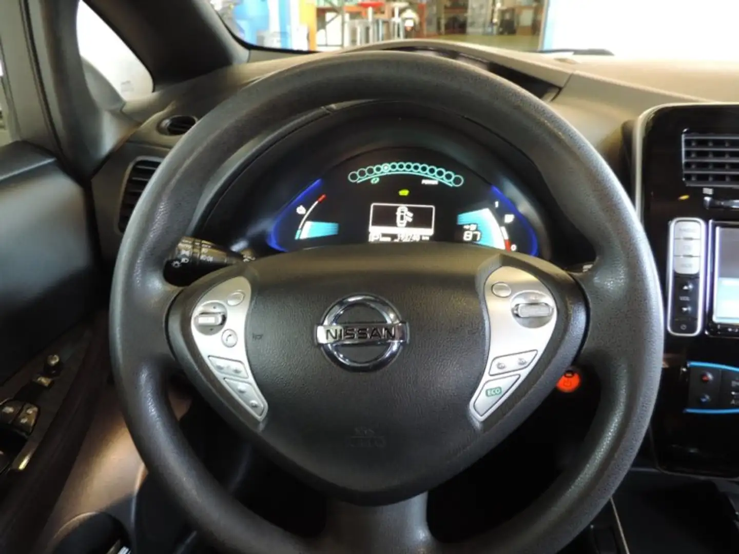 Nissan Leaf FLEX Tekna 30 KWh White - 2