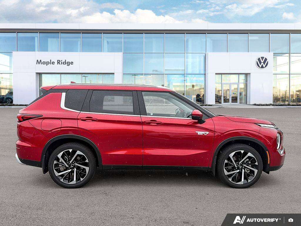 used 2025 Mitsubishi Outlander car, priced at $50,745
