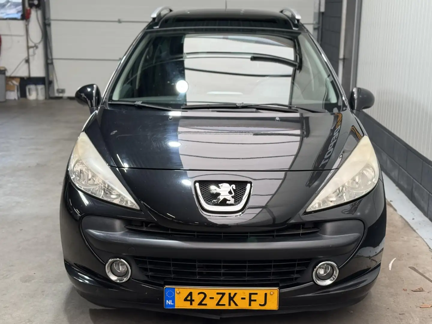 Peugeot 207 SW 1.6 VTi XS Zeer netjes Airco Panorama Zwart - 2