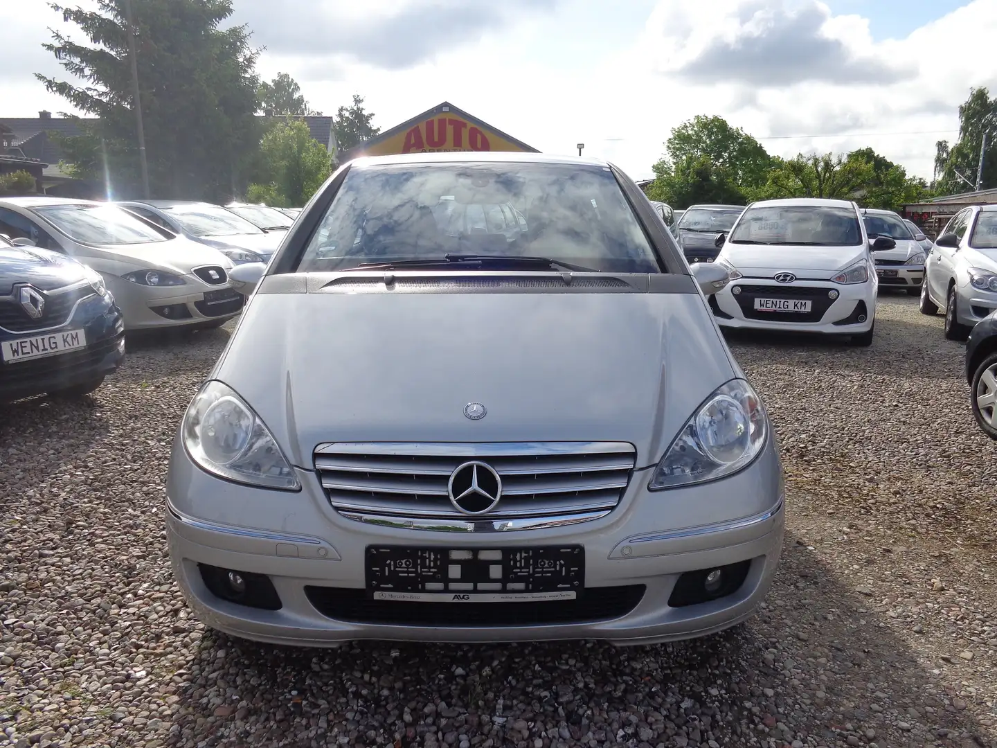 Mercedes-Benz A 200 Elegance Gümüş rengi - 2