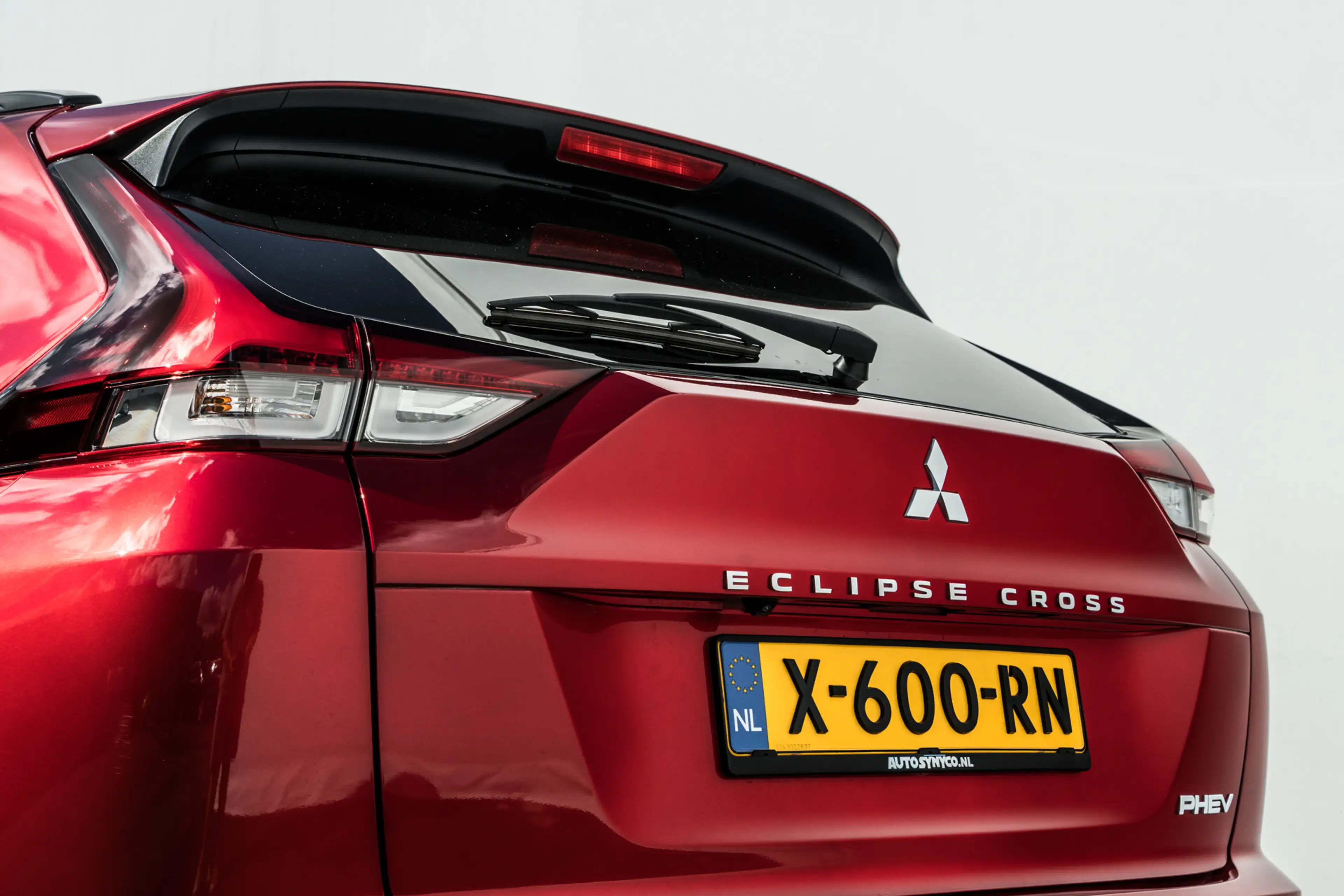 Mitsubishi Eclipse Cross 2.4 PHEV Intense+ | Trekhaak | 18 inch LMV | Keyle — photo 30