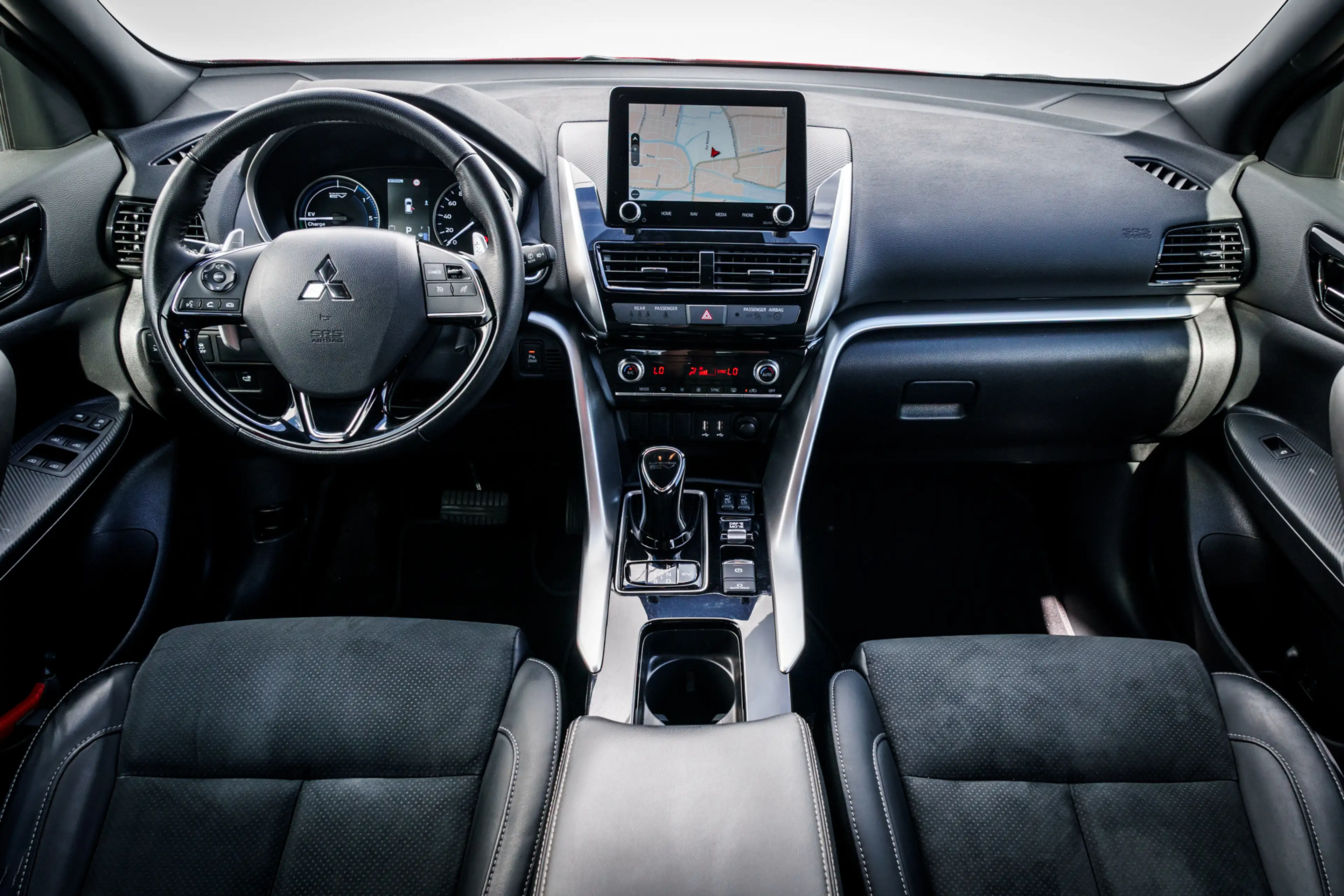 Mitsubishi Eclipse Cross 2.4 PHEV Intense+ | Trekhaak | 18 inch LMV | Keyle — photo 19