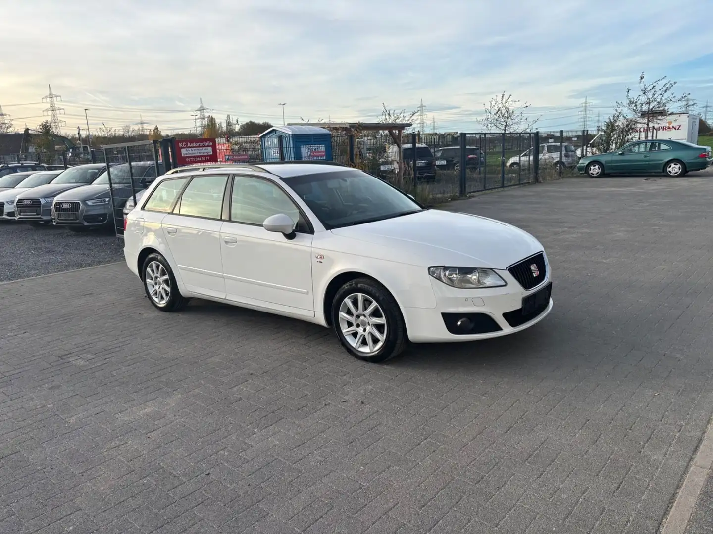 SEAT Exeo ST Style*1HAND*TÜV AU NEU* Weiß - 1