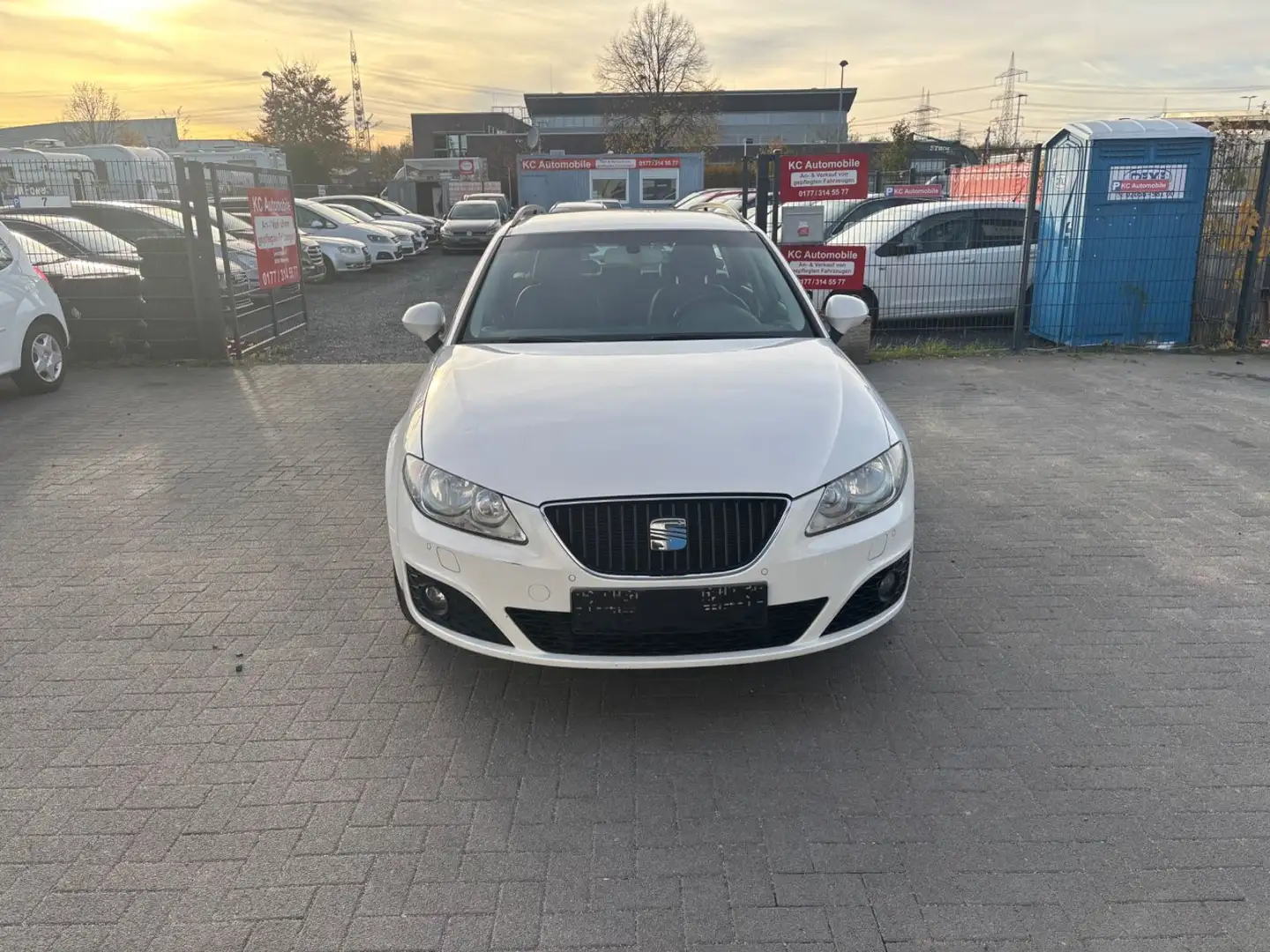 SEAT Exeo ST Style*1HAND*TÜV AU NEU* Weiß - 2