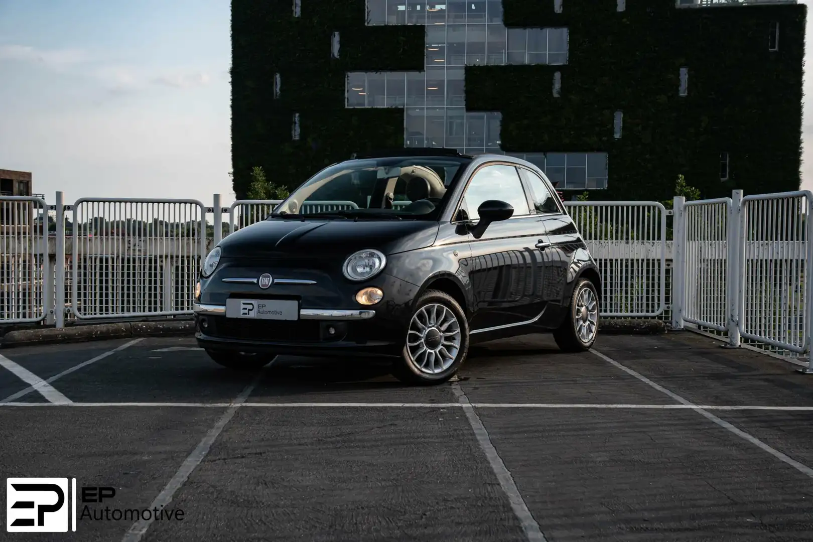 Fiat 500C 1.2 Lounge Zwart - 1