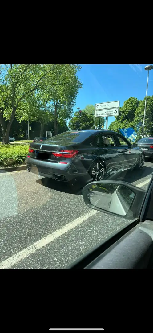 BMW 740 740Ld xDrive - 2
