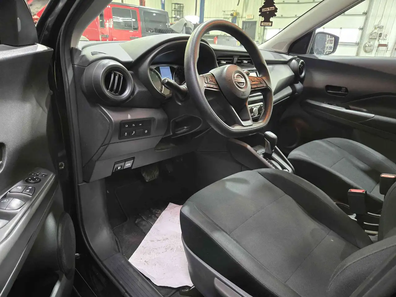 Nissan Kicks снимка Nissan Kicks