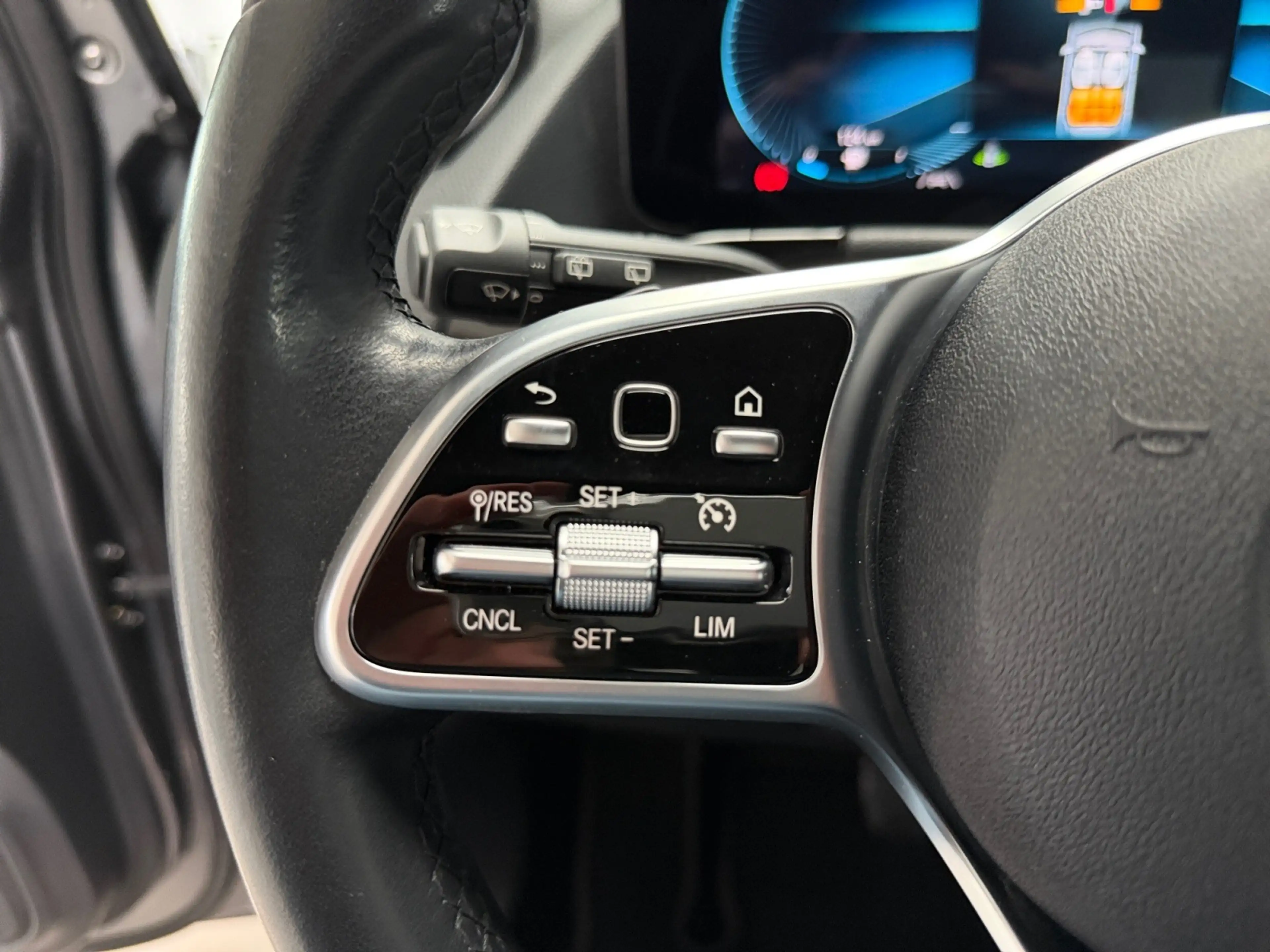 Mercedes-Benz B 200 PROGRESSIVE AUTOMAT+MBUX+MULTIBEAN+KAMERA+ — photo 12