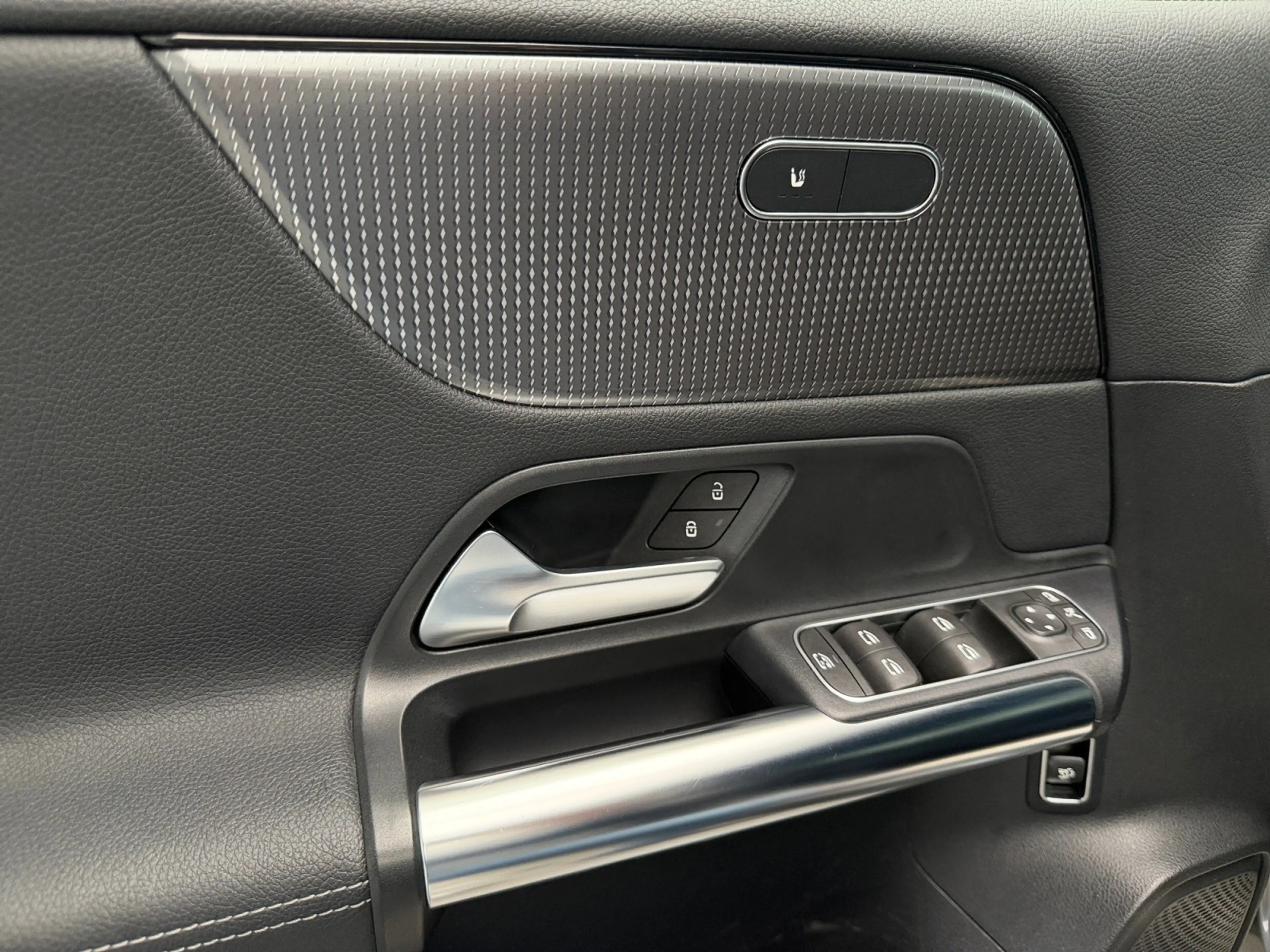 Mercedes-Benz B 200 PROGRESSIVE AUTOMAT+MBUX+MULTIBEAN+KAMERA+ — photo 24