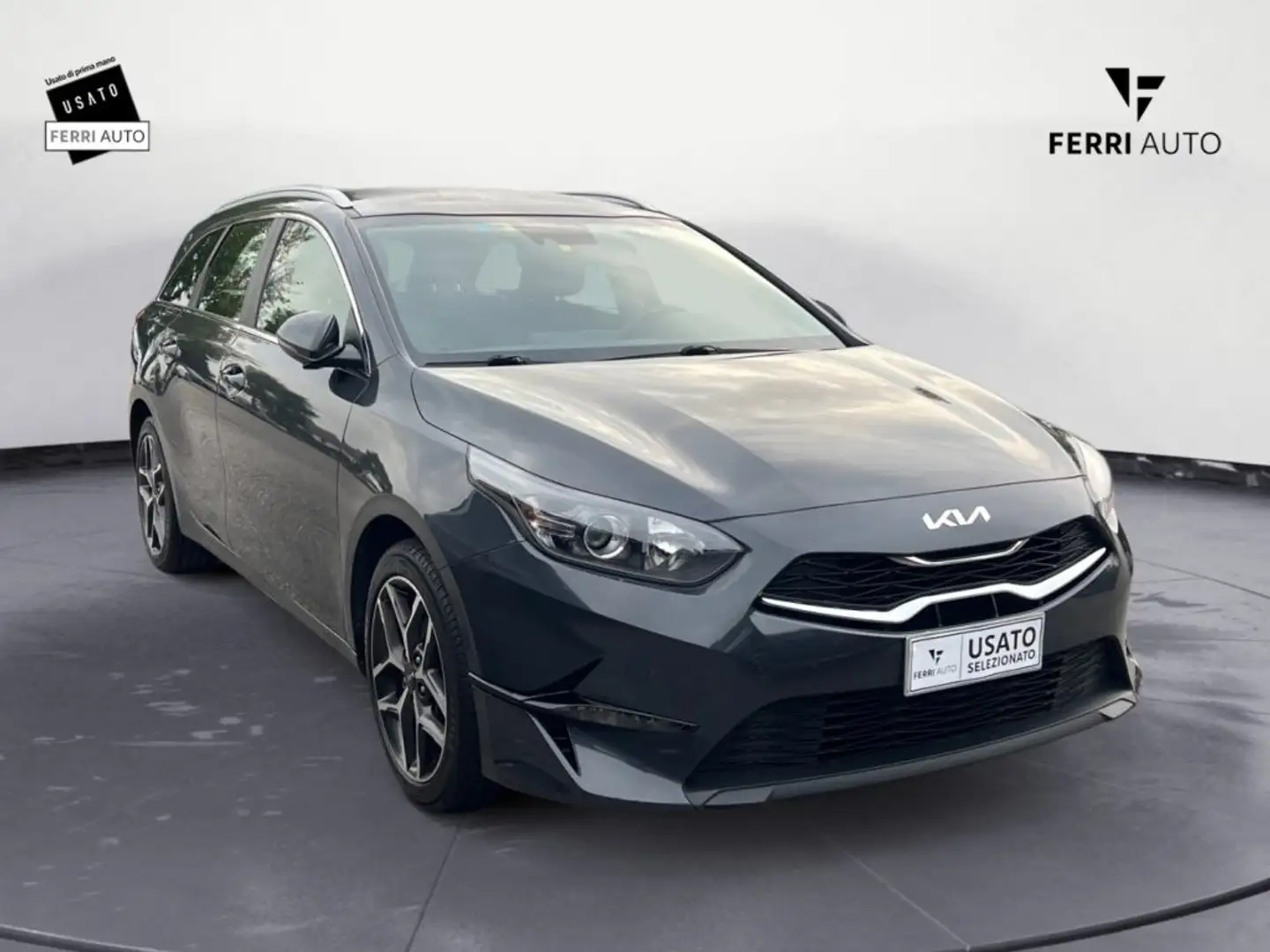 Kia Ceed / cee'd 1.6 CRDi 136 CV MHEV DCT SW Business Gris - 2