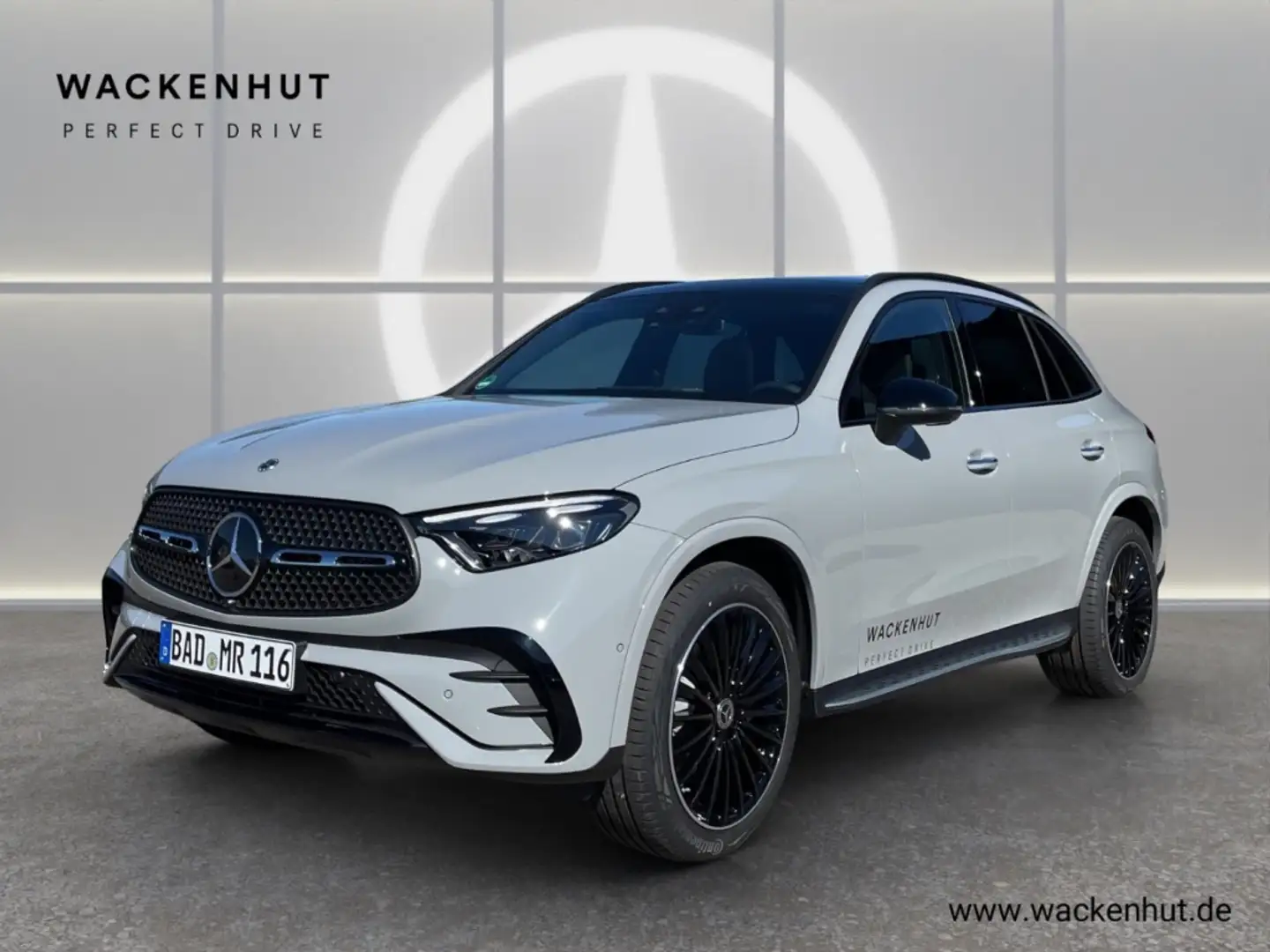Mercedes-Benz GLC 300 4M EDITION AMG 20''NIGHT PANO AHK DISTR BURM Grau - 1