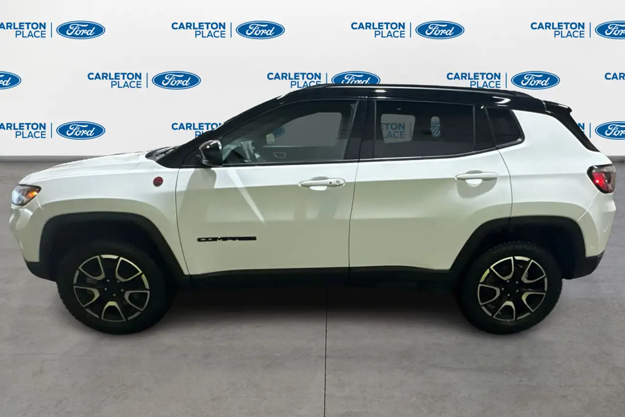 Jeep Compass снимка Jeep Compass