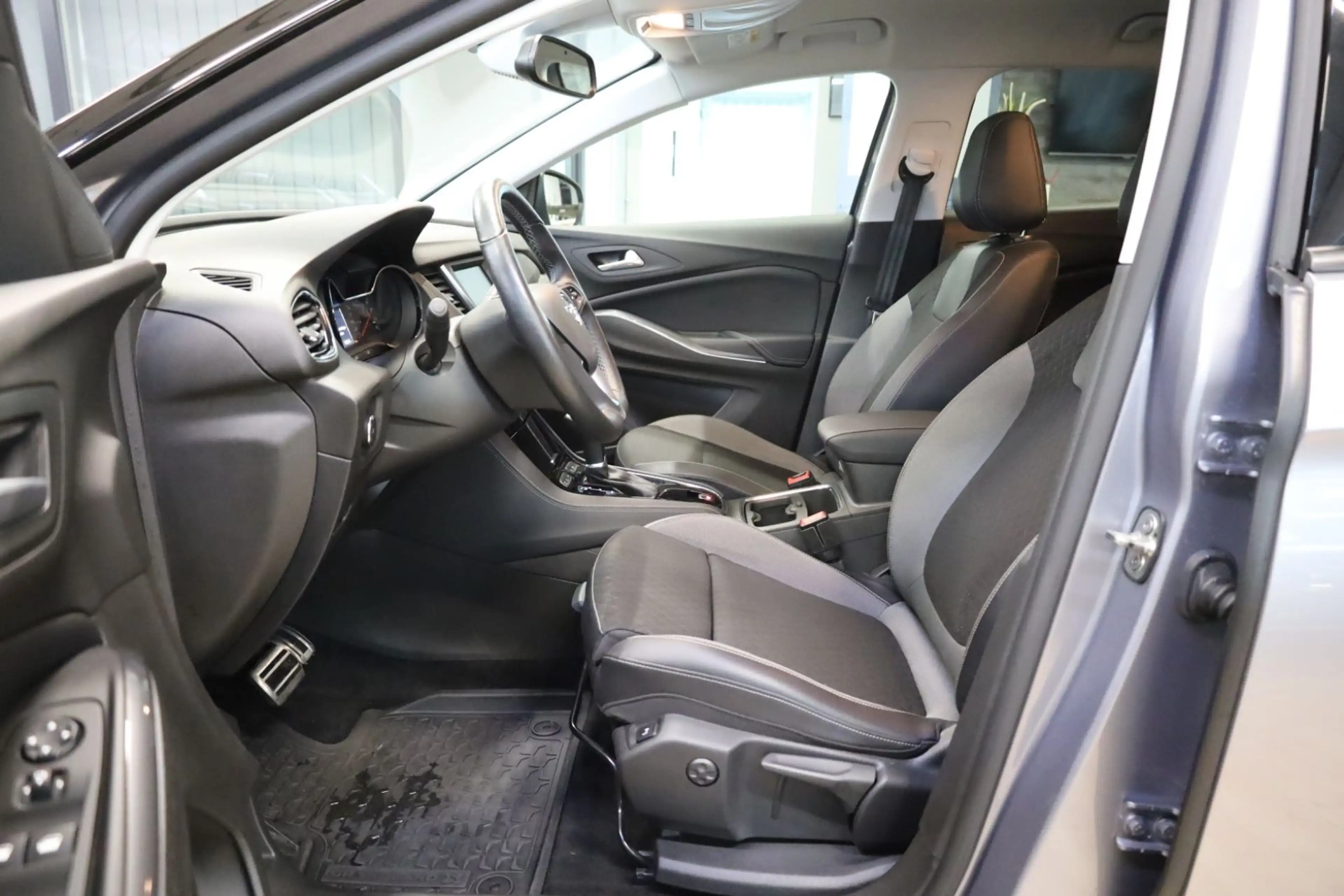 Opel Grandland X Innovation/1Hd/AHK /Kamera — photo 9