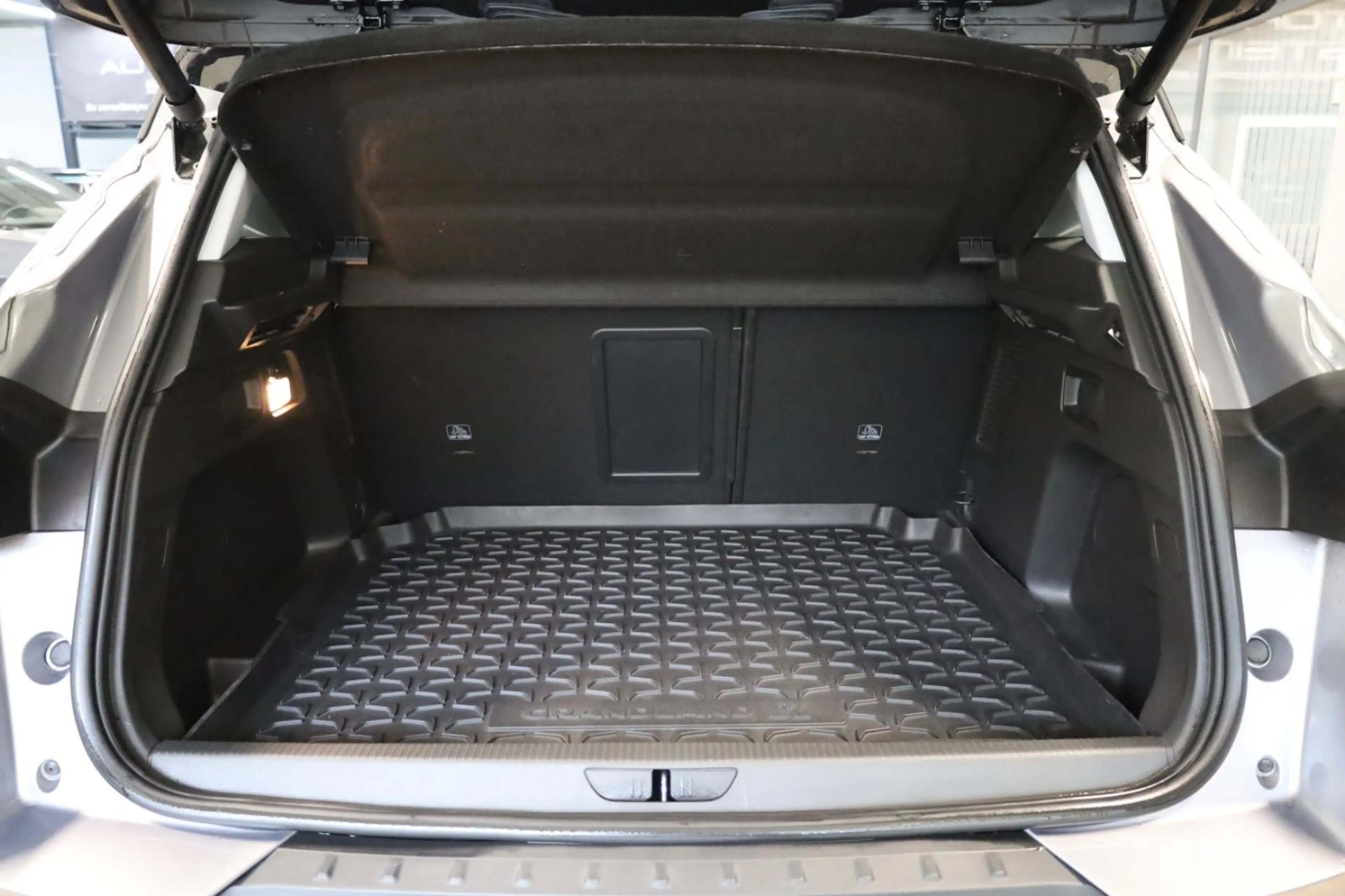 Opel Grandland X Innovation/1Hd/AHK /Kamera — photo 13